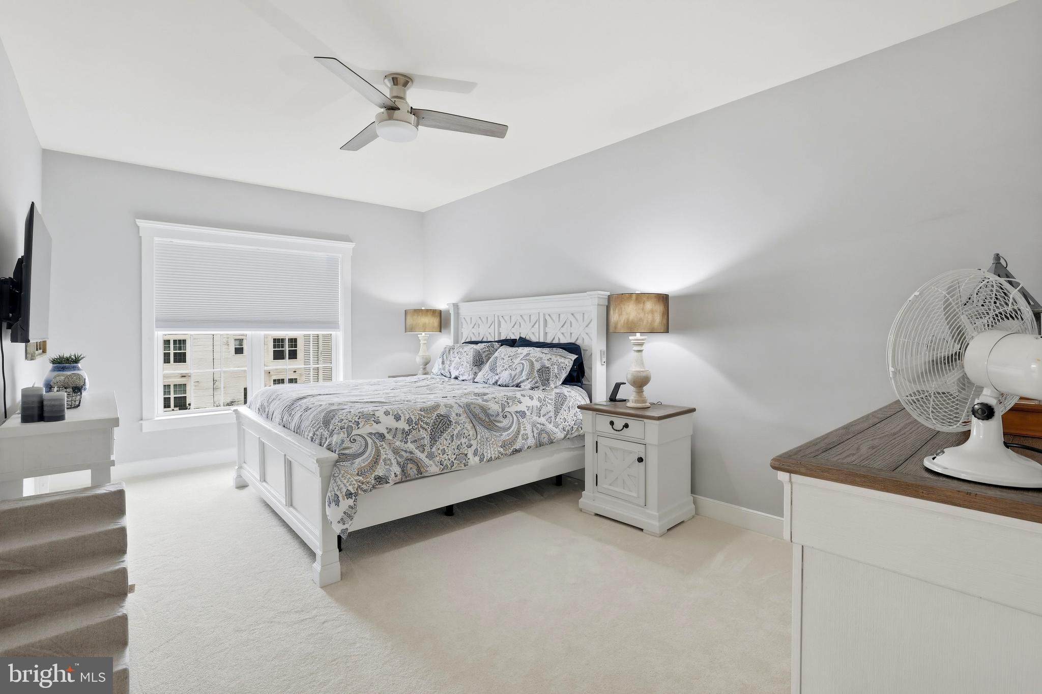 MAYFAIR - Residential