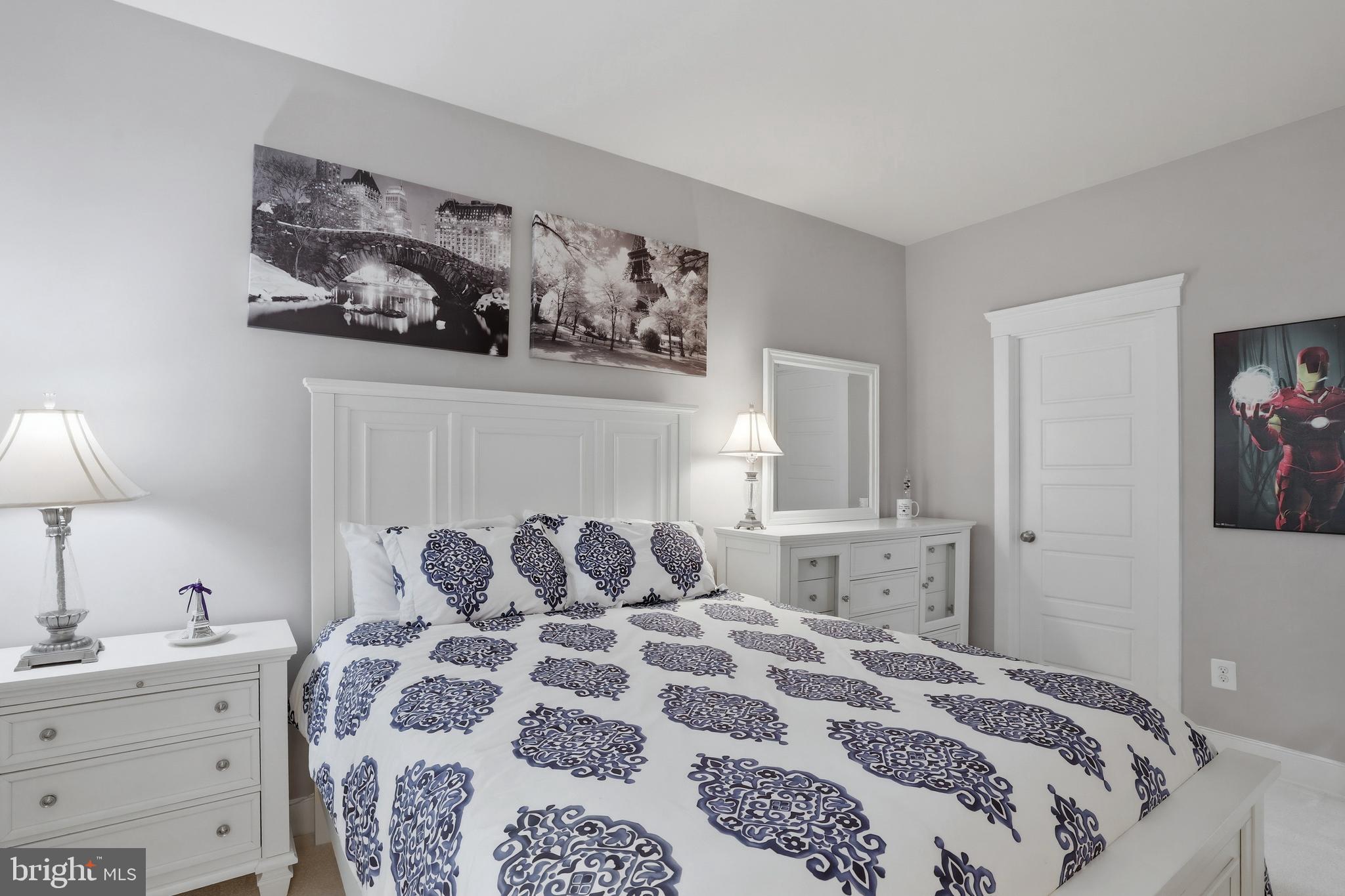 MAYFAIR - Residential