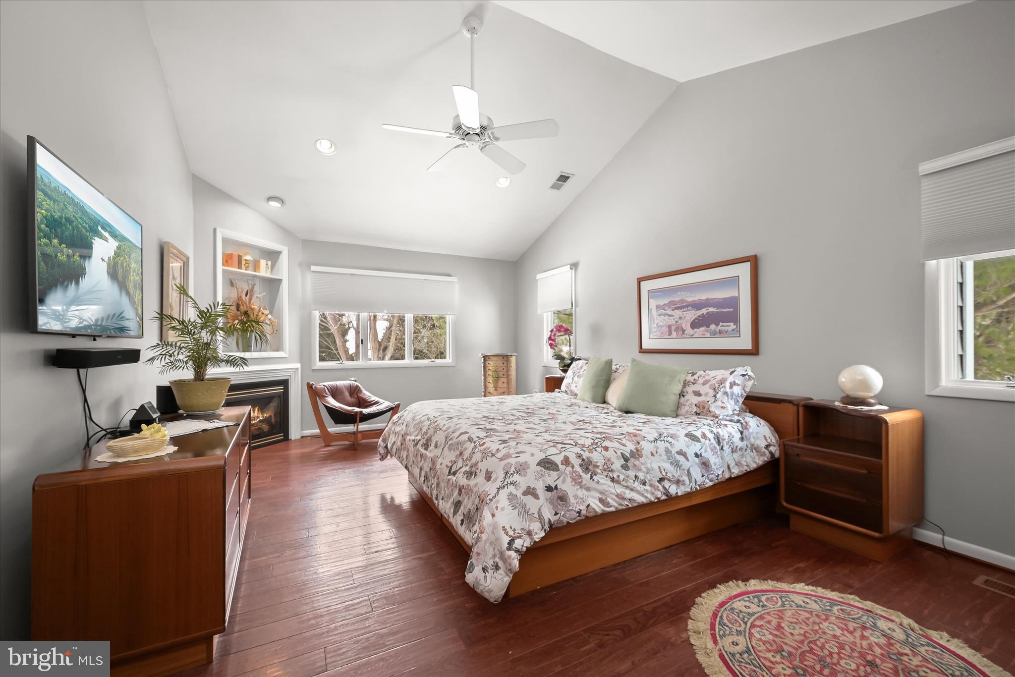 VILLAGE OF HICKORY RIDGE - Residential