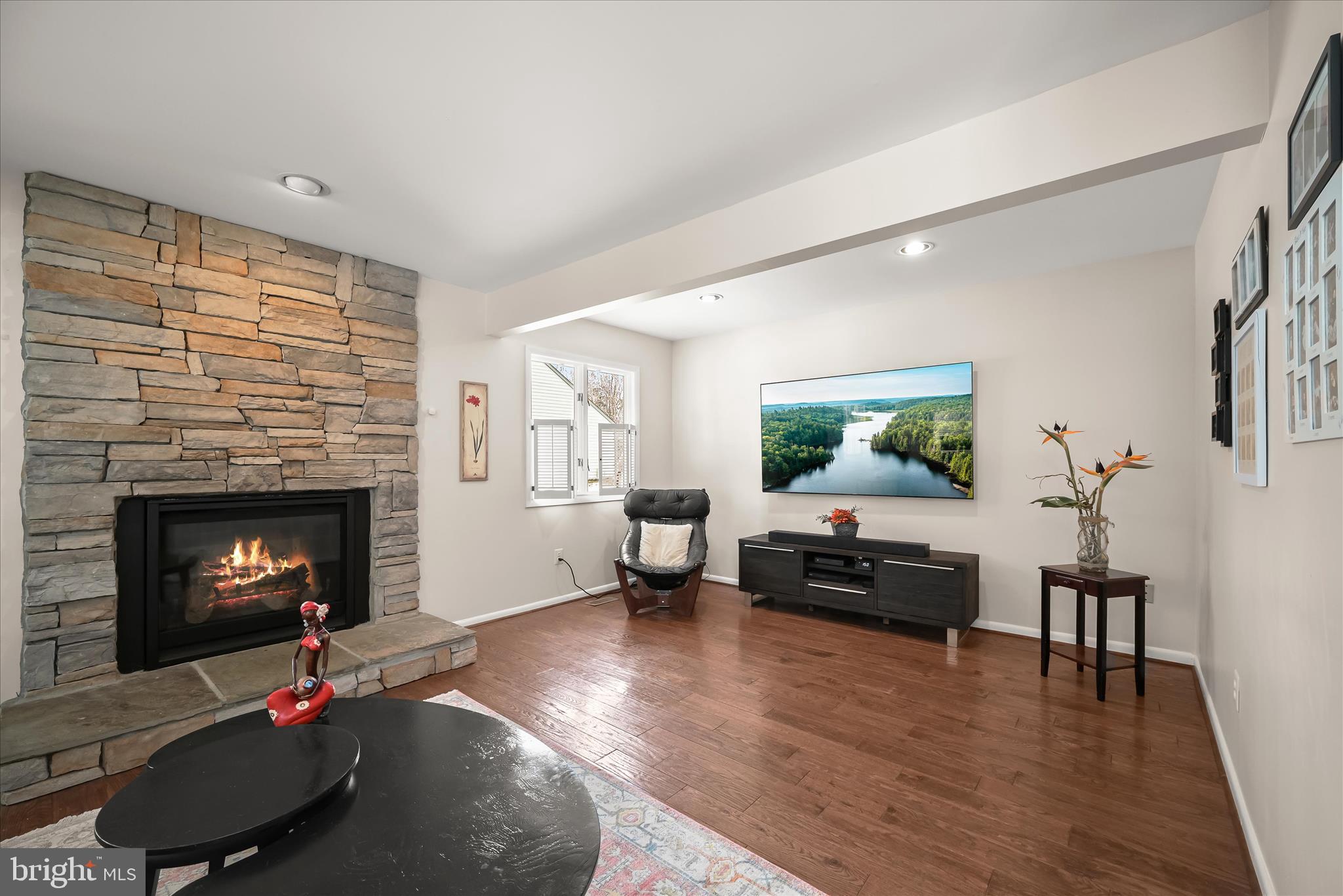 VILLAGE OF HICKORY RIDGE - Residential