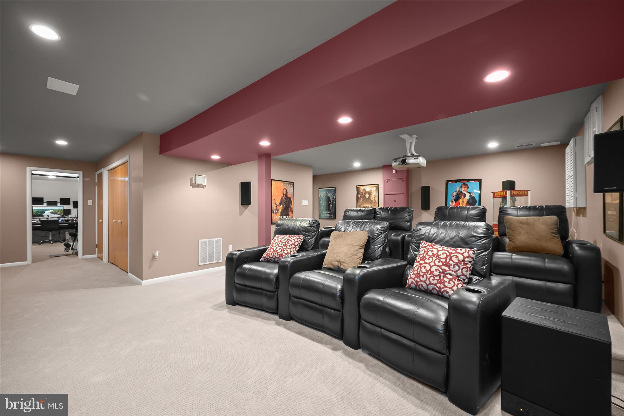 VILLAGE OF HICKORY RIDGE - Residential