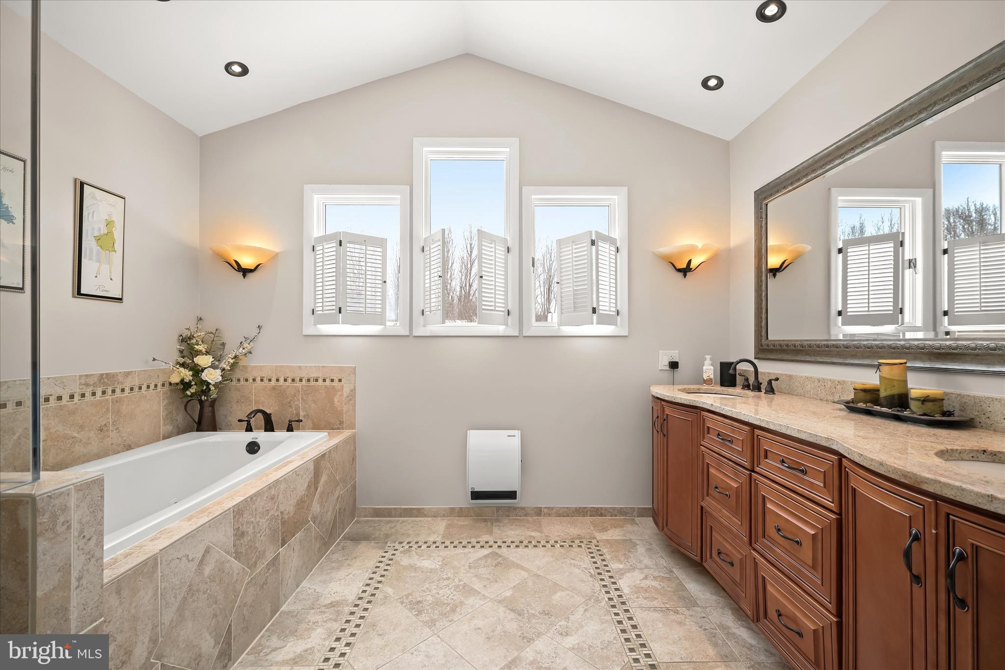 VILLAGE OF HICKORY RIDGE - Residential