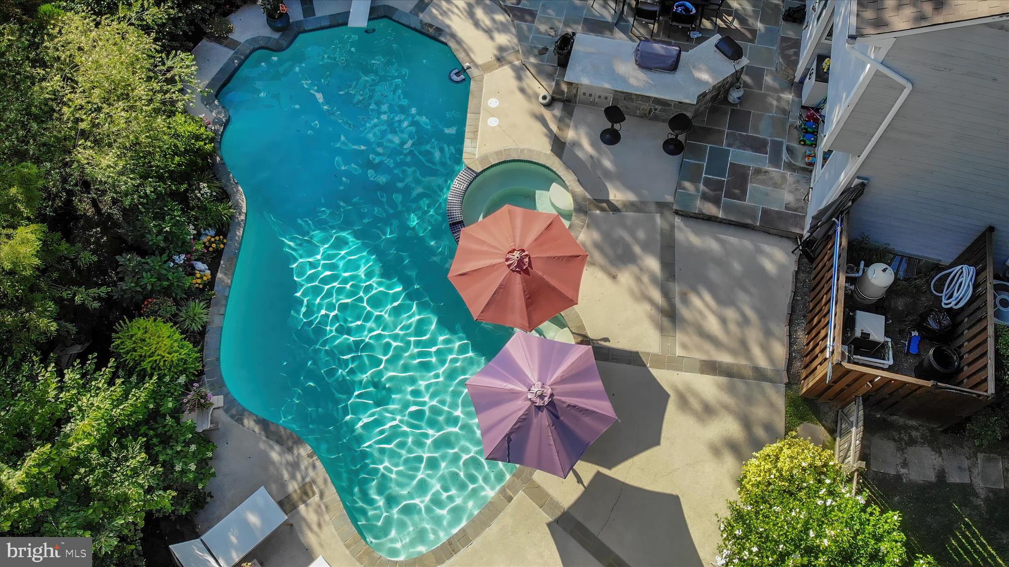 VILLAGE OF HICKORY RIDGE - Residential