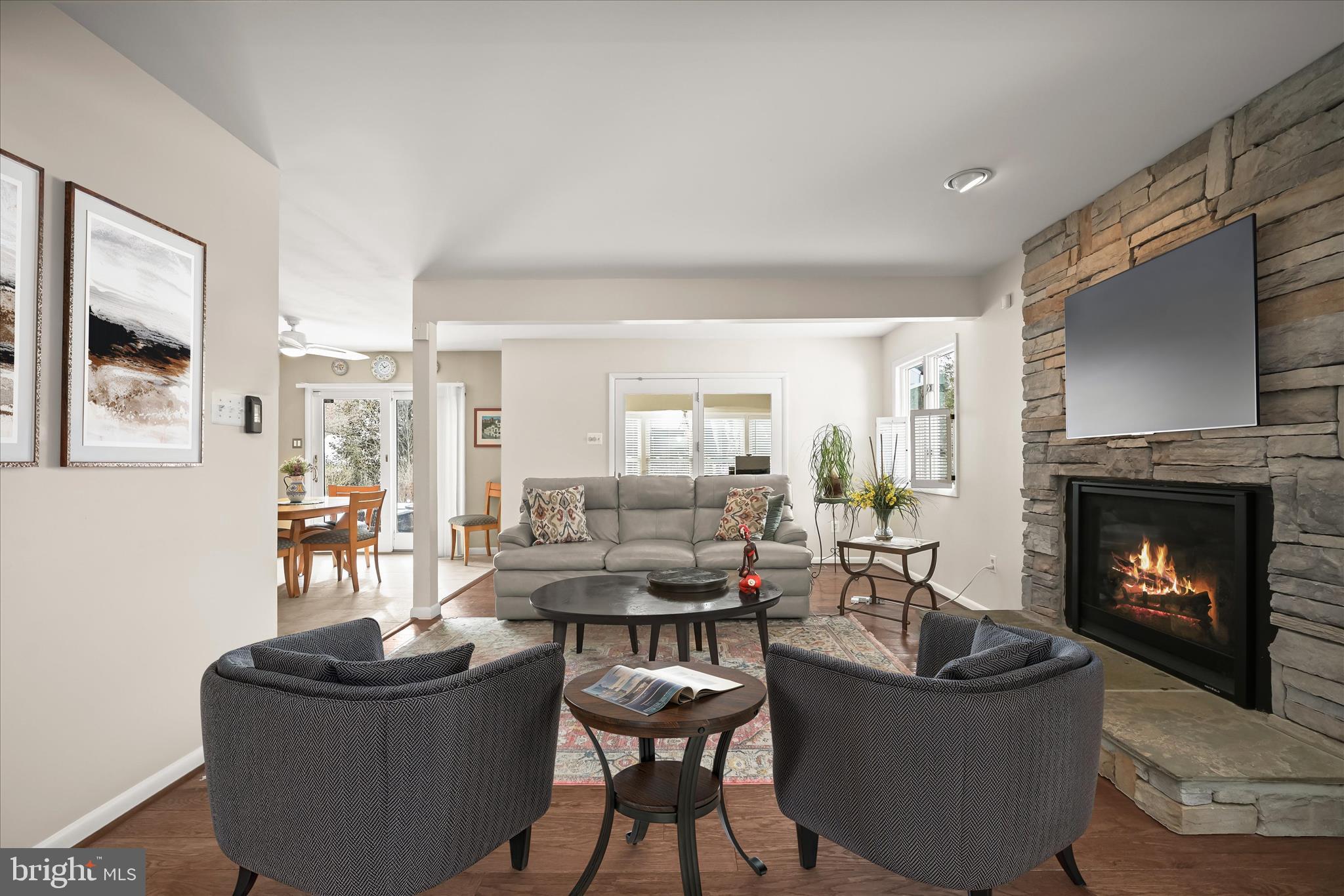 VILLAGE OF HICKORY RIDGE - Residential