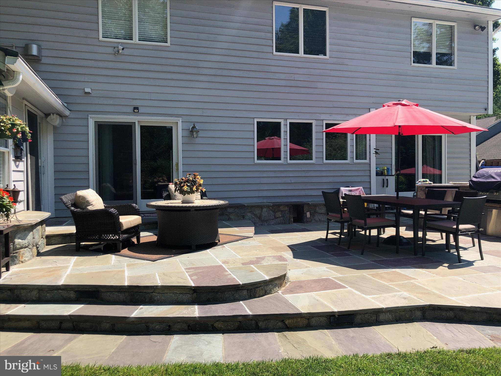 VILLAGE OF HICKORY RIDGE - Residential