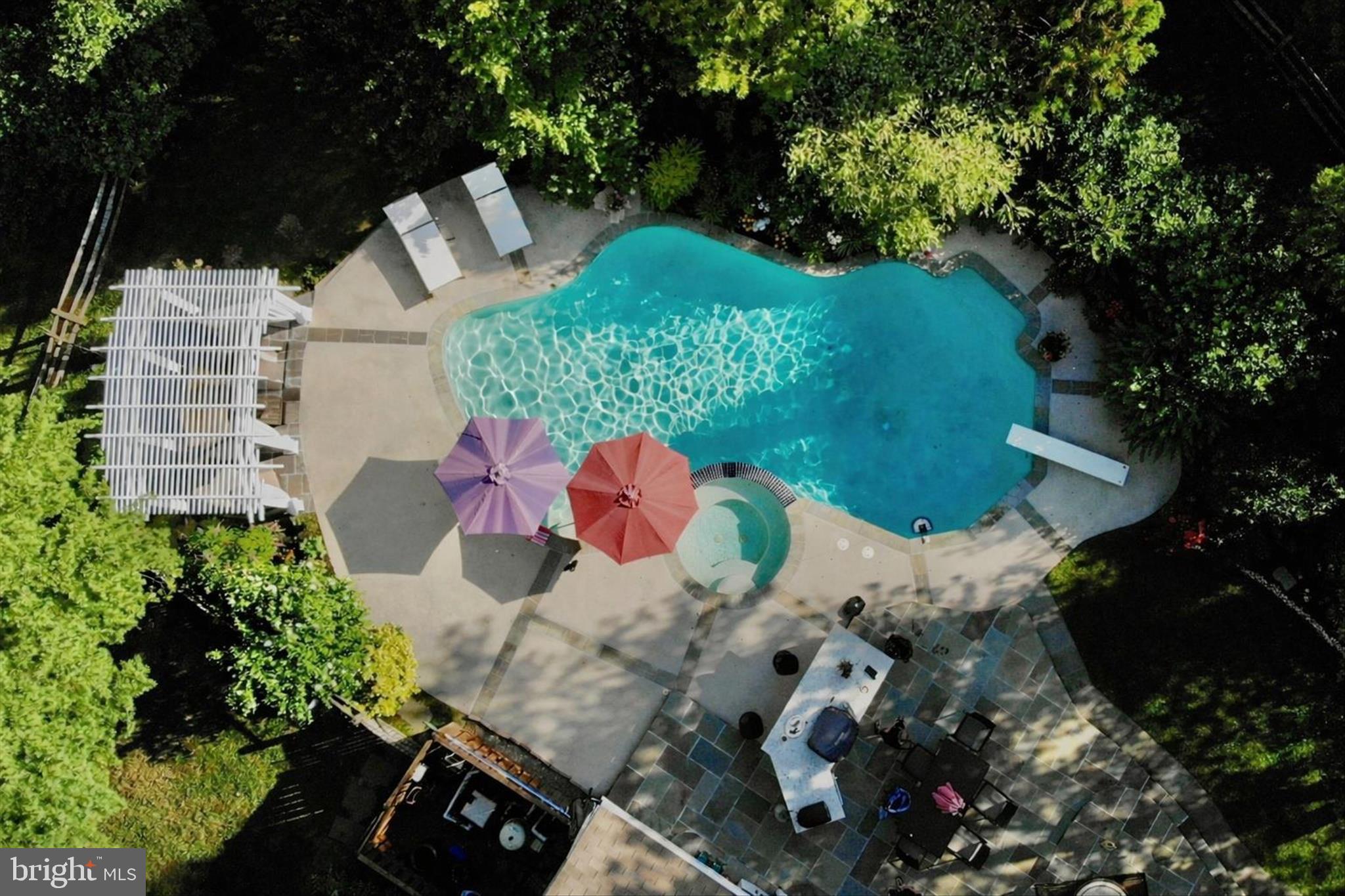 VILLAGE OF HICKORY RIDGE - Residential