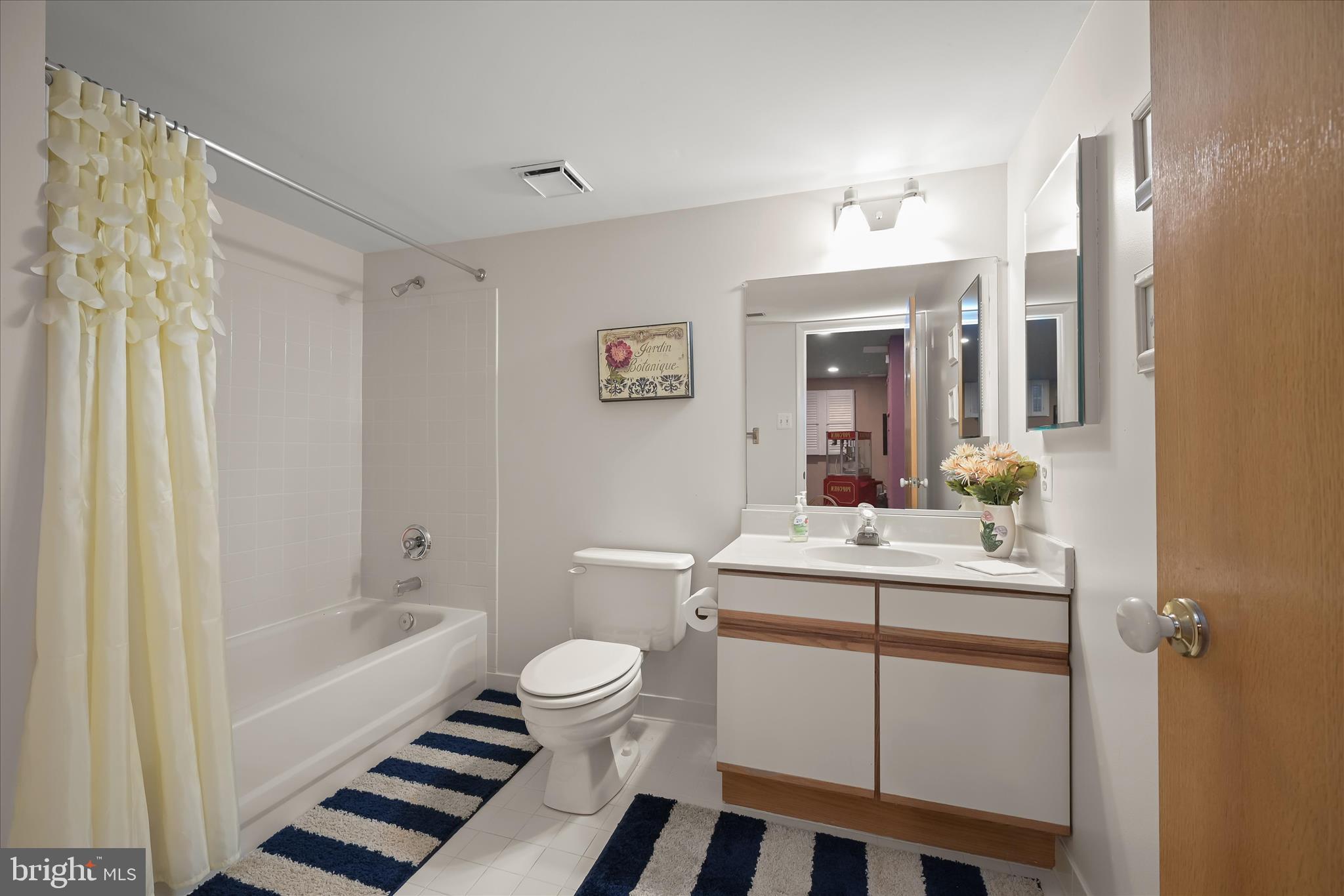 VILLAGE OF HICKORY RIDGE - Residential