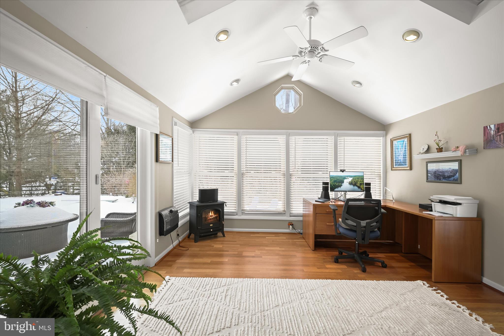 VILLAGE OF HICKORY RIDGE - Residential