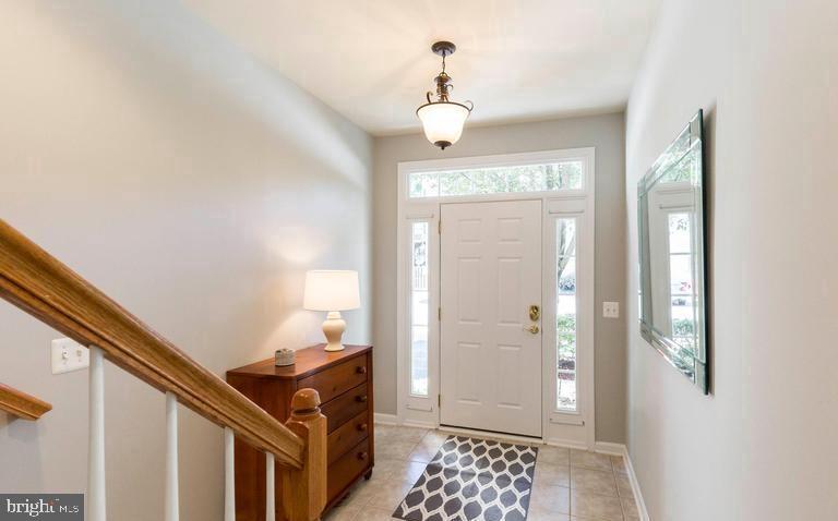 6945 ROLLING CREEK WAY