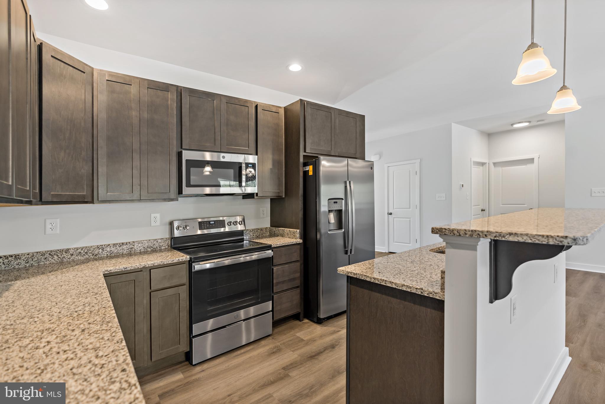 POINT VIEW ESTATES - Residential