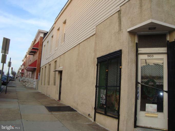 BROADWAY EAST - Residential