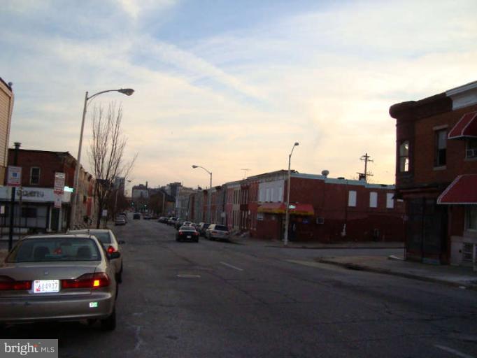 BROADWAY EAST - Residential