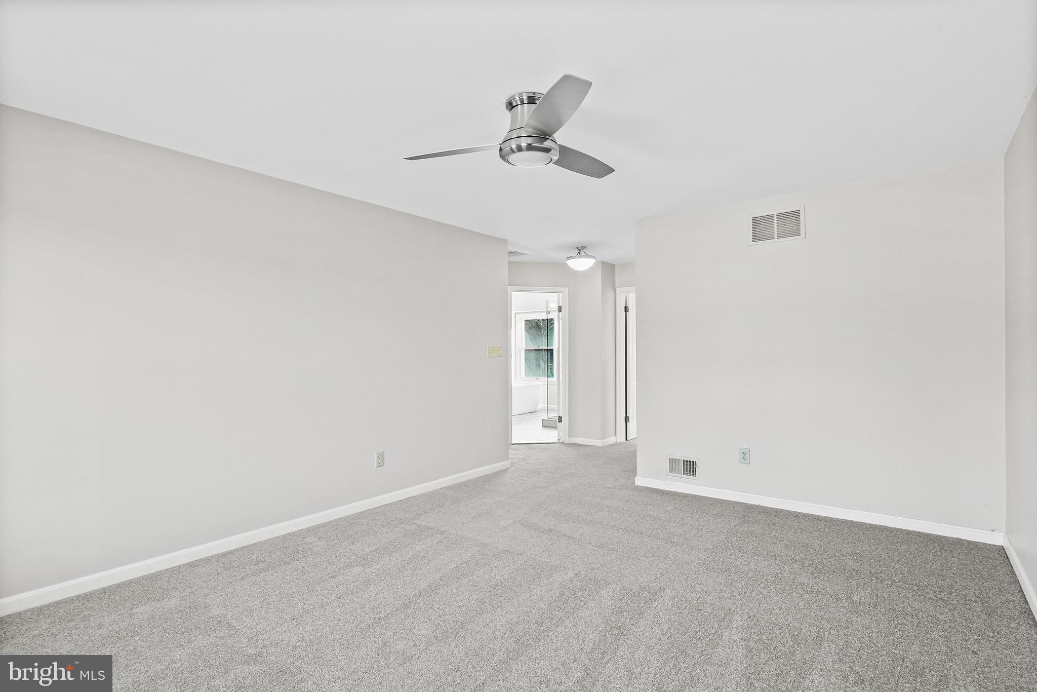 GRAY ROCK FARM - Residential