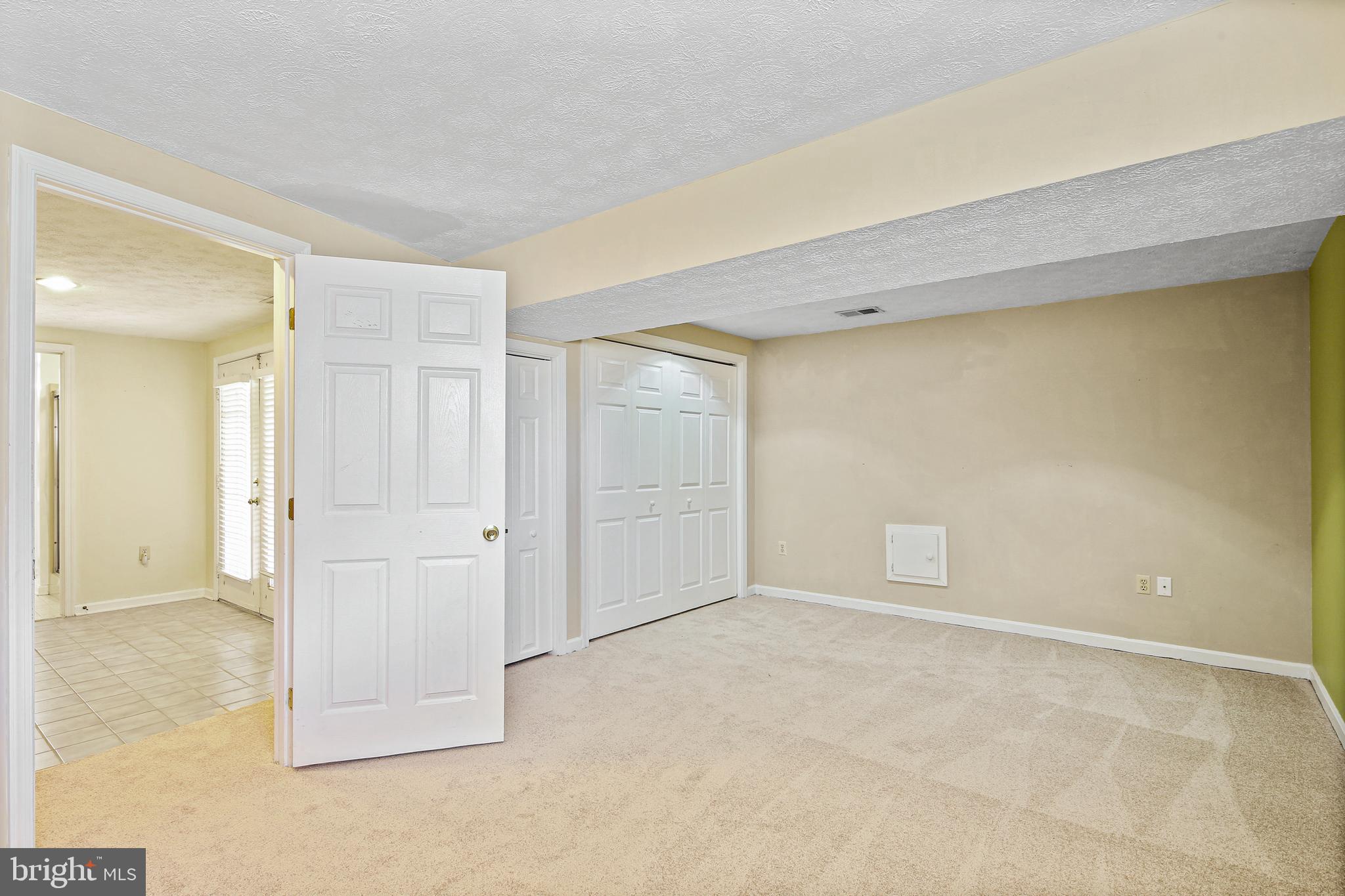 GRAY ROCK FARM - Residential