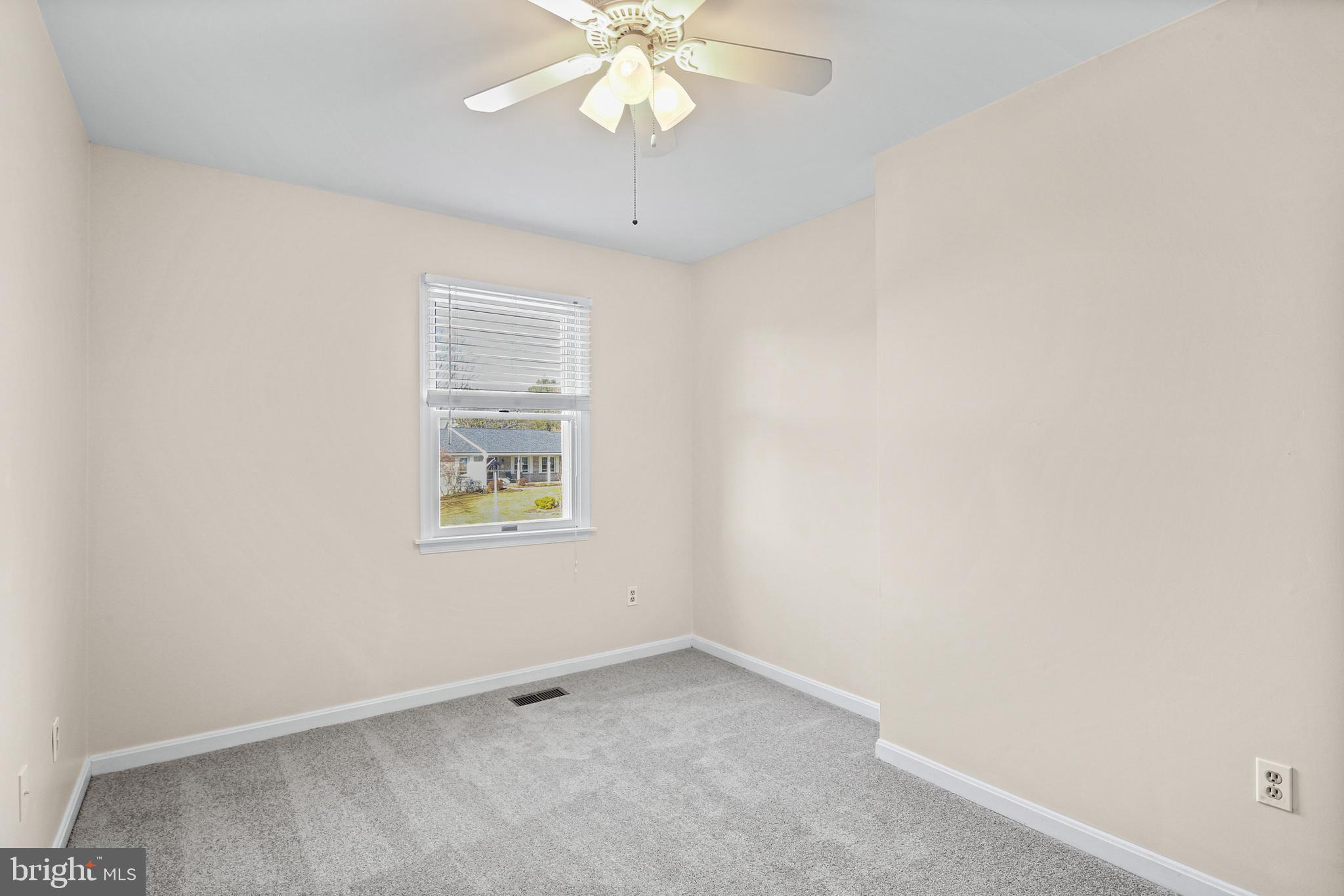 GRAY ROCK FARM - Residential