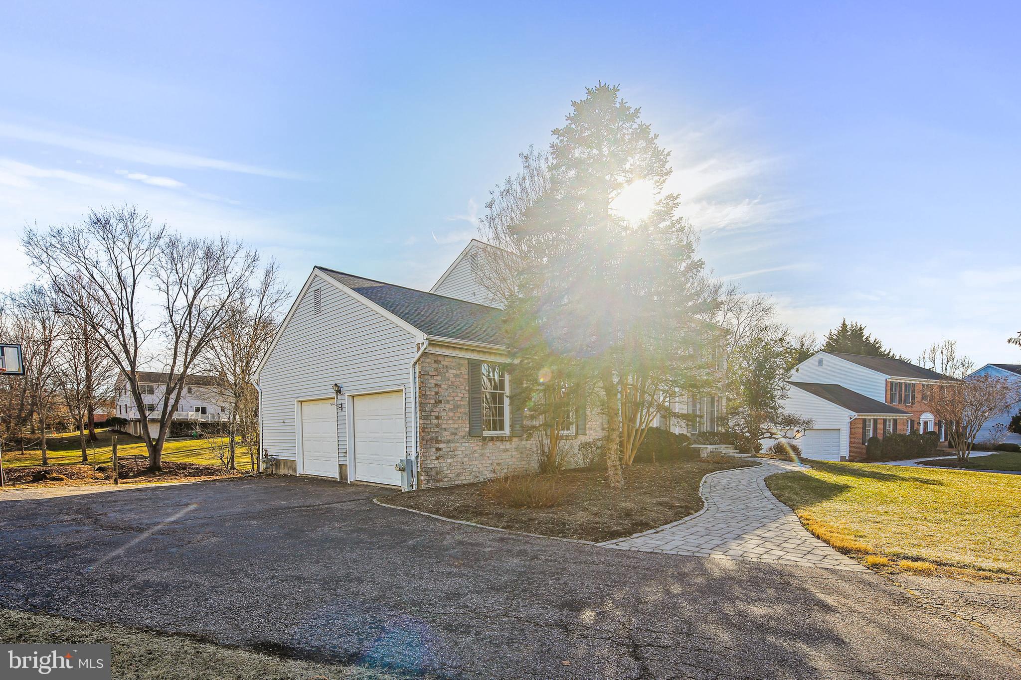 GRAY ROCK FARM - Residential