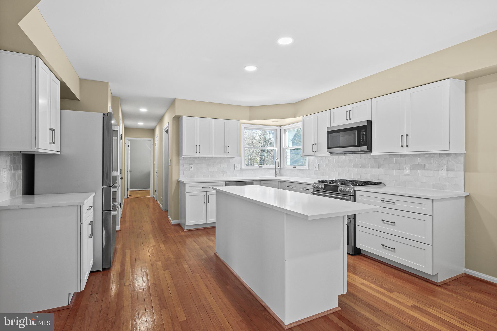 GRAY ROCK FARM - Residential