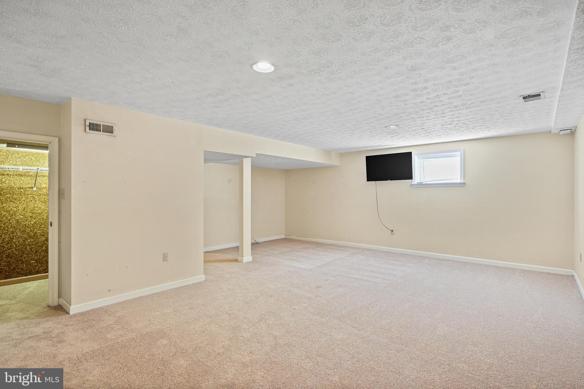 GRAY ROCK FARM - Residential