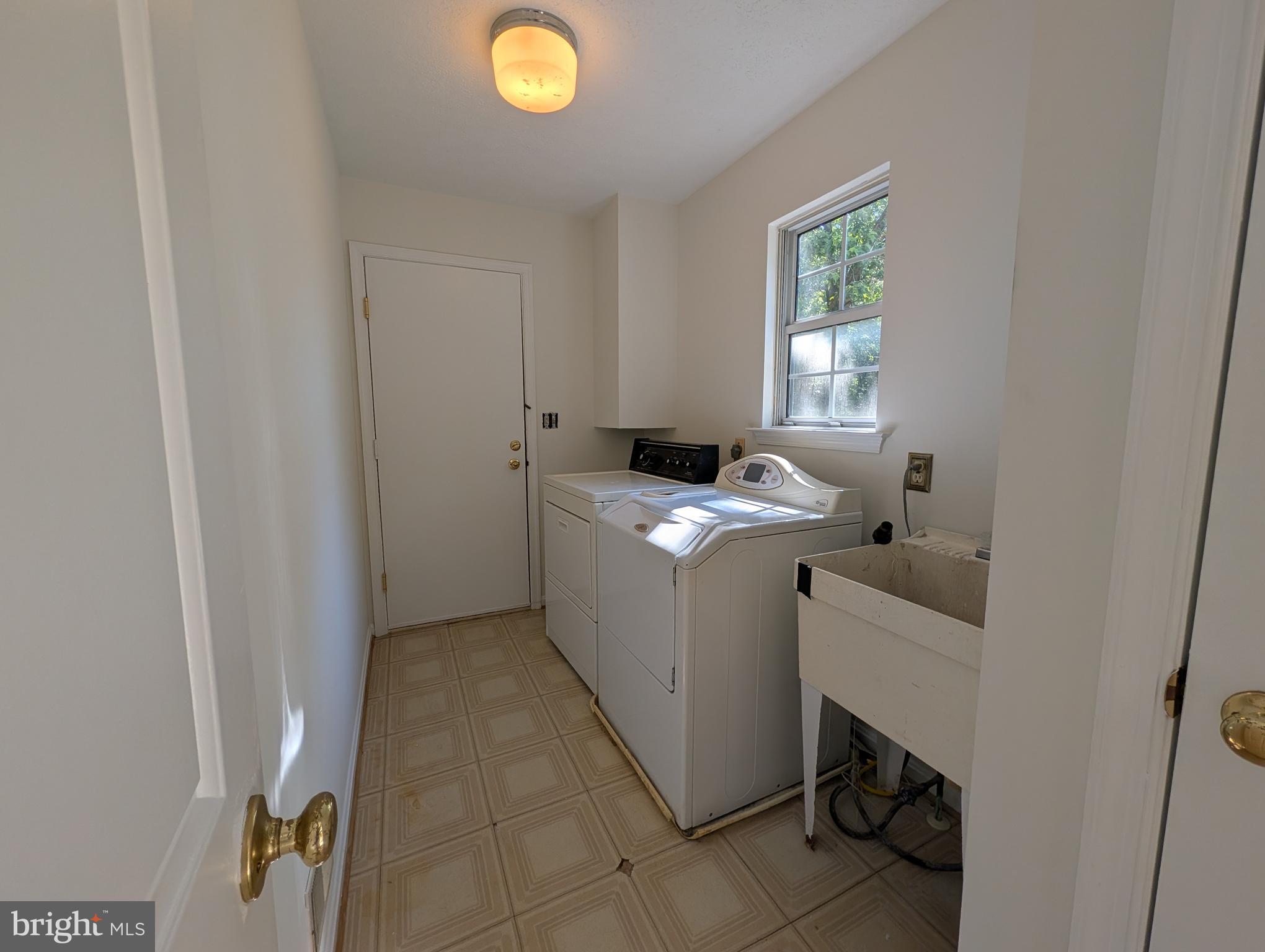 MT AIRY ESTATES - Residential
