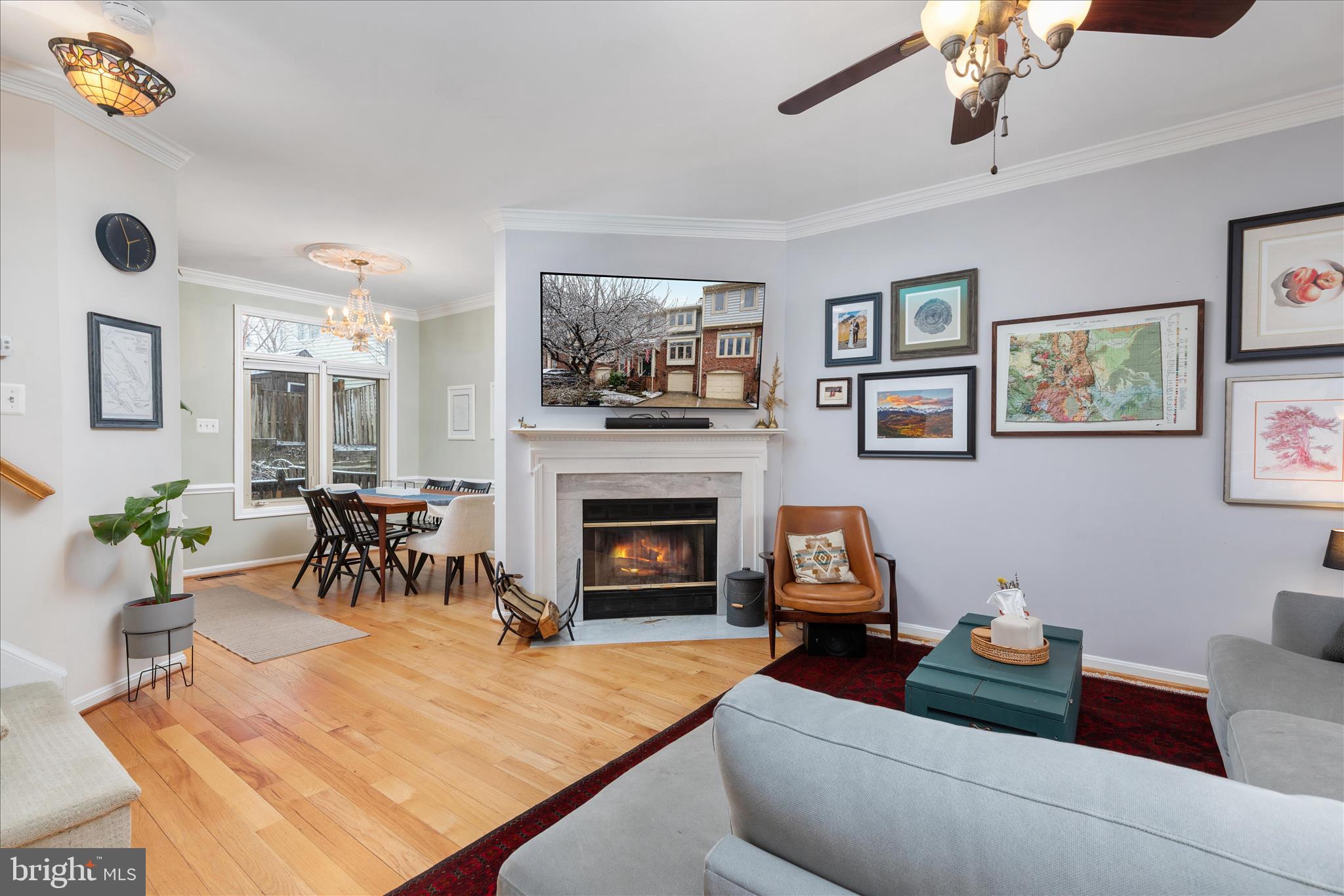 124 E COLONIAL DRIVE