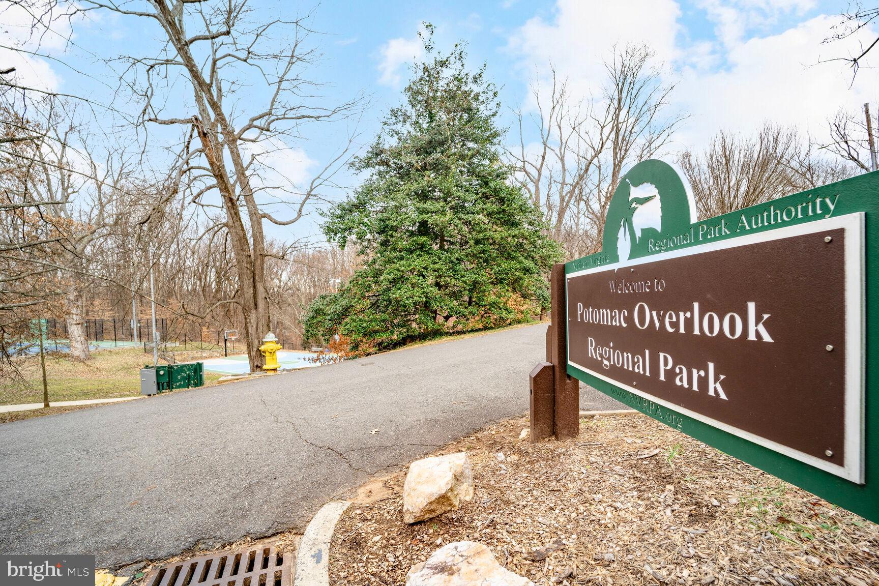 DOVER BALMORAL RIVERWOOD - Residential