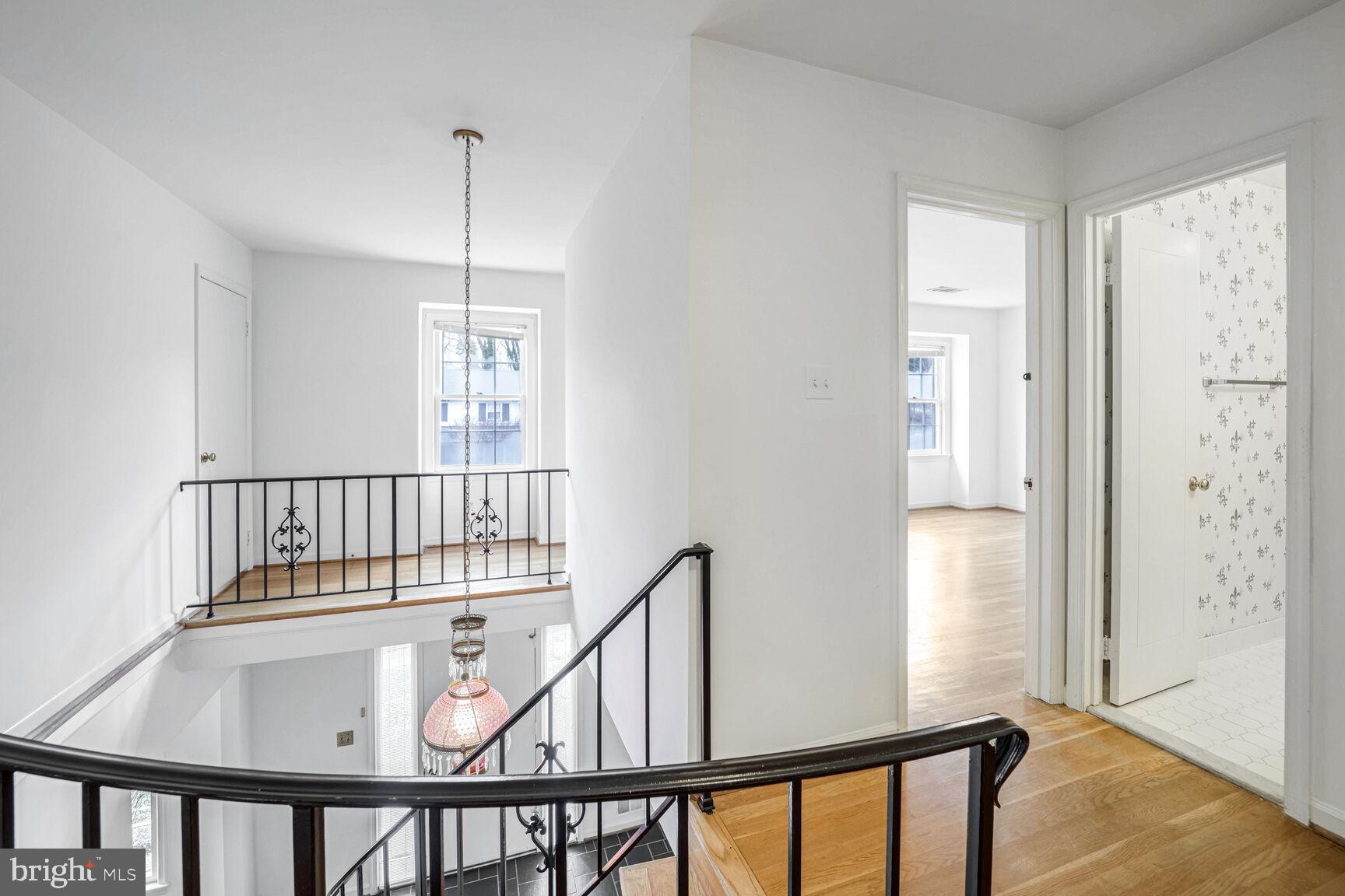 DOVER BALMORAL RIVERWOOD - Residential