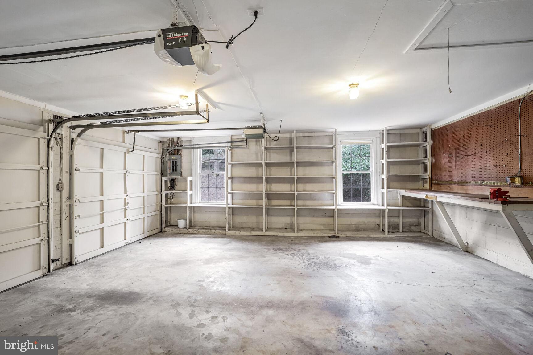 DOVER BALMORAL RIVERWOOD - Residential