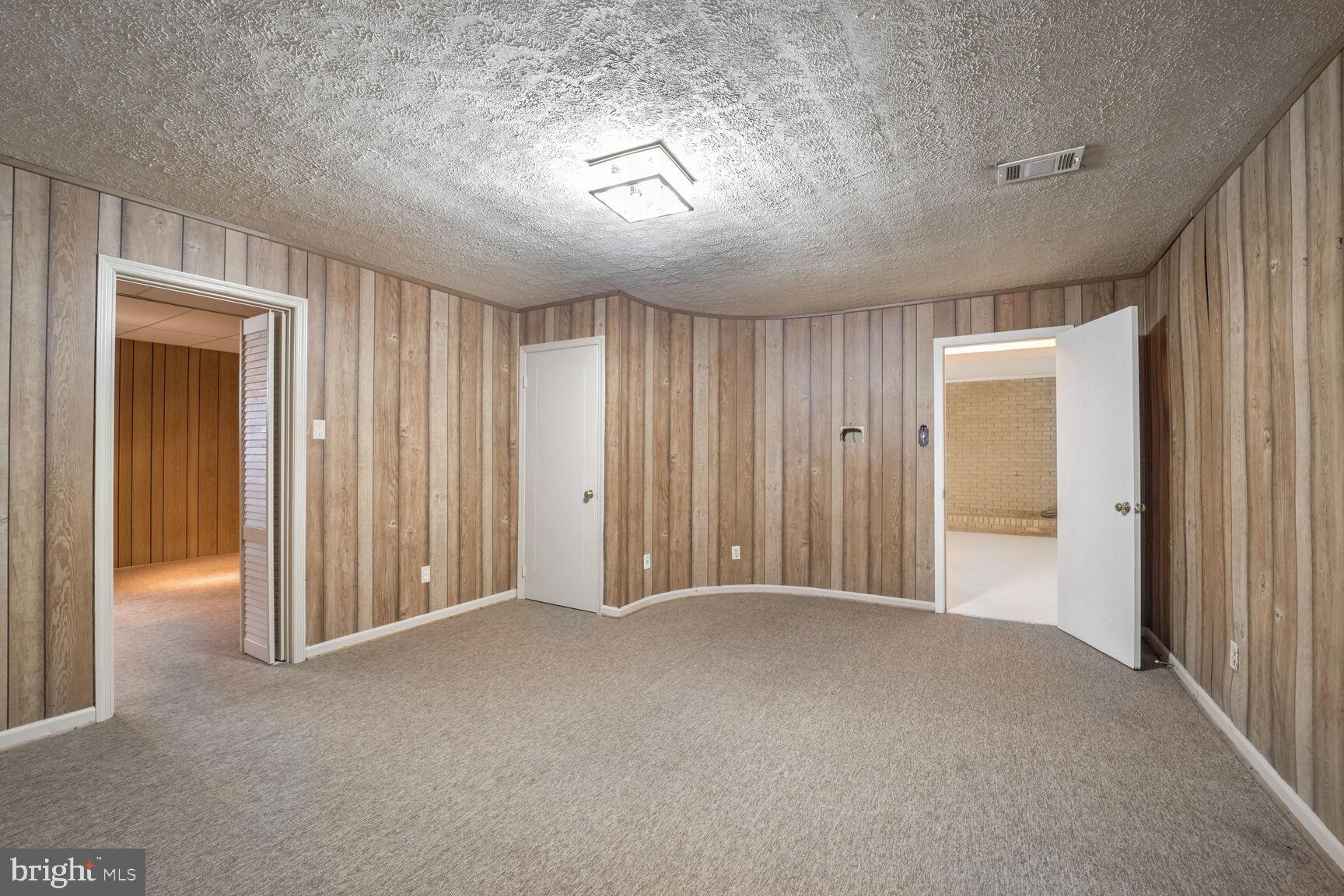 DOVER BALMORAL RIVERWOOD - Residential