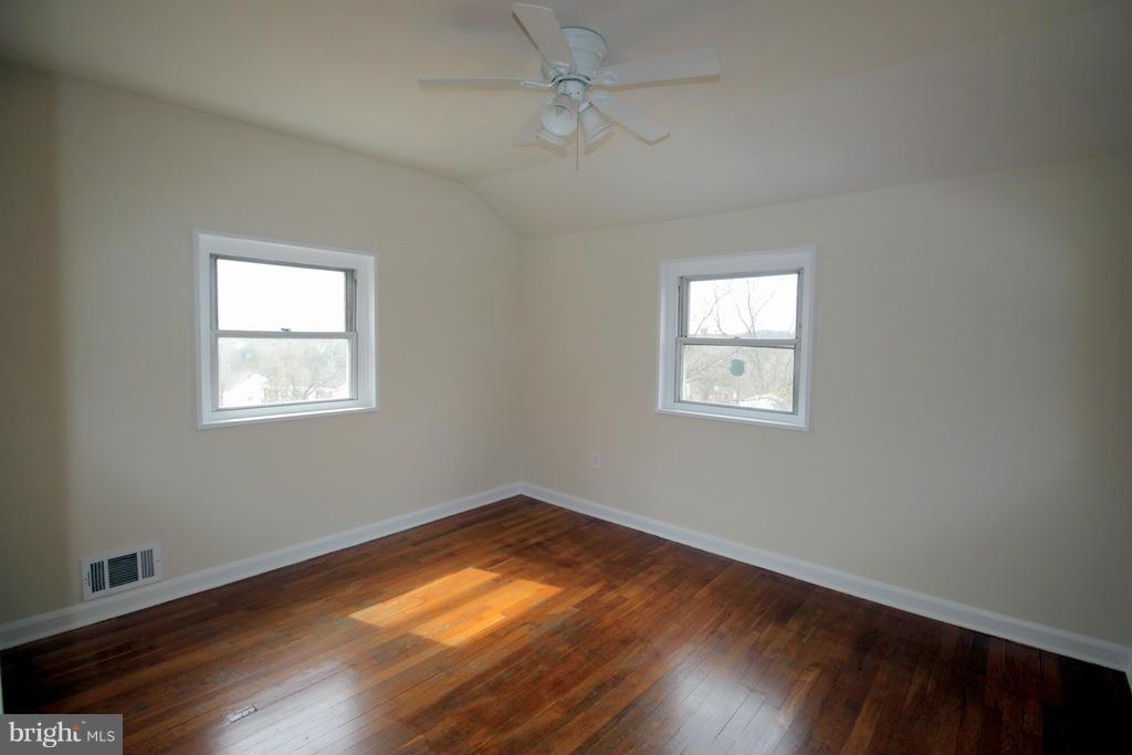 BEACON HEIGHTS - Residential