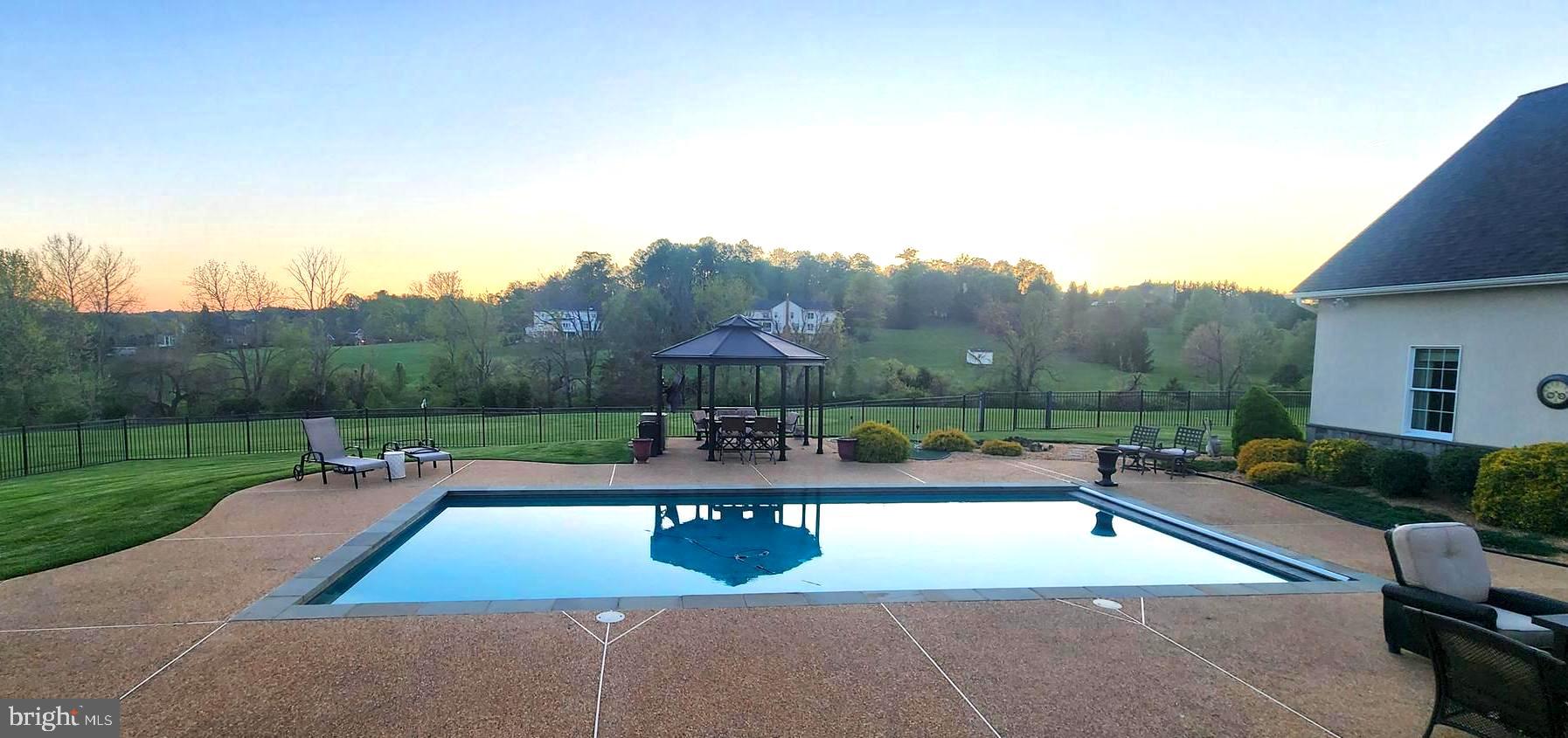 SHENSTONE - Residential