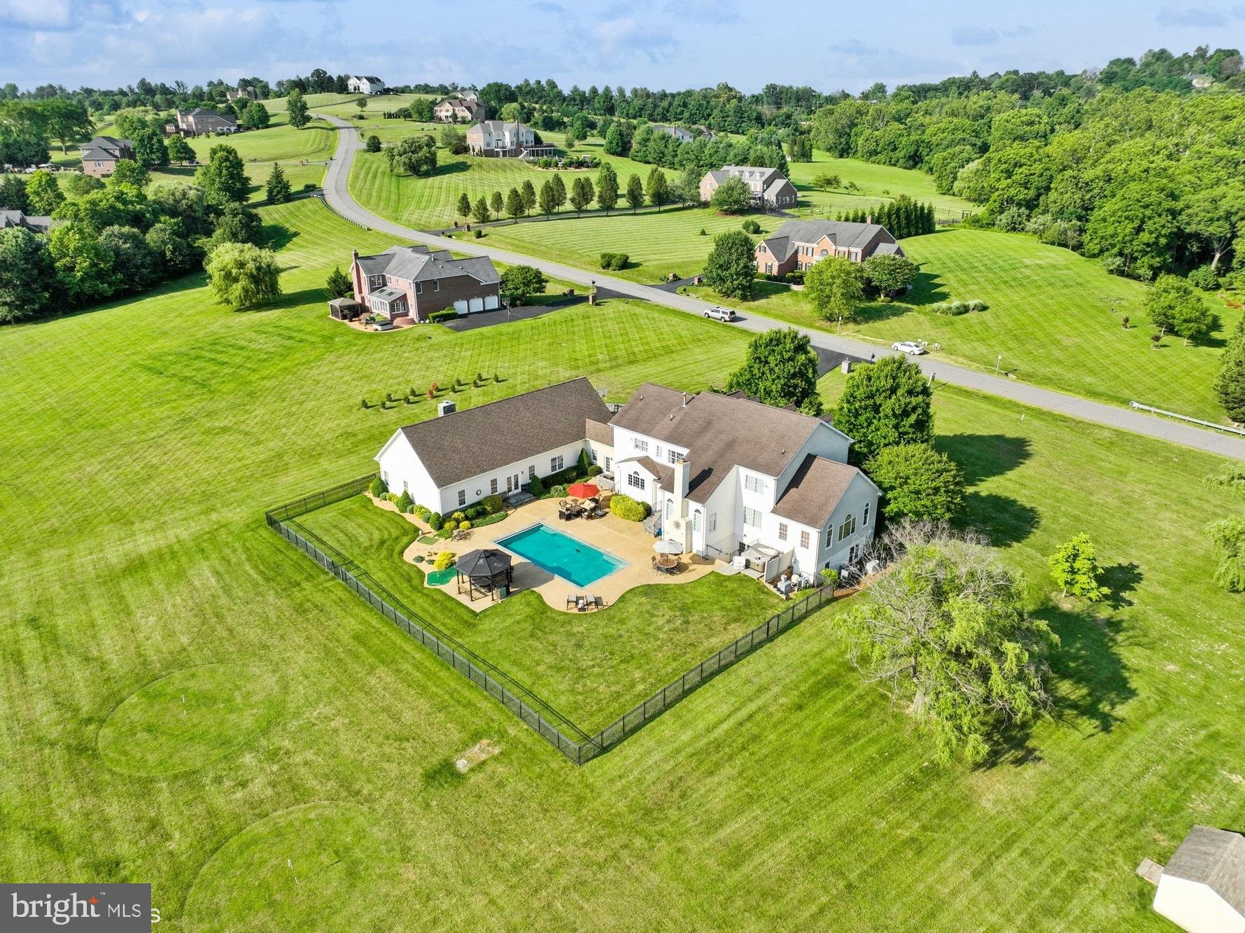 SHENSTONE - Residential