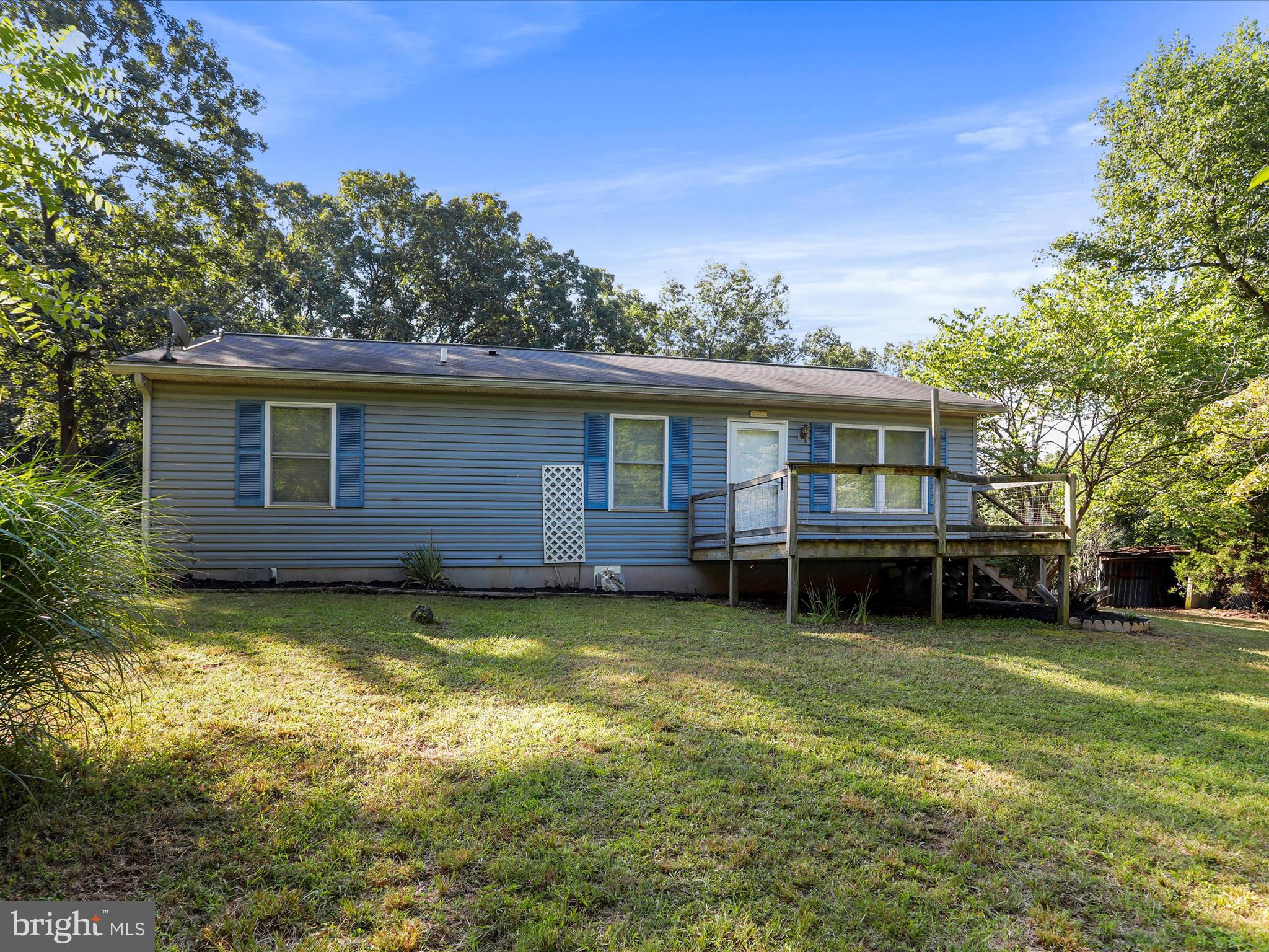 1840 SHADE LANE