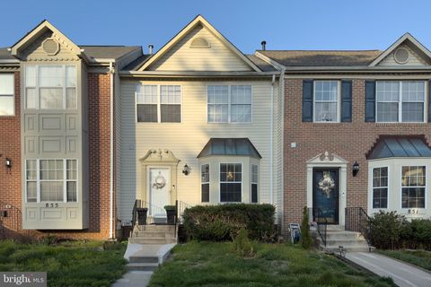 Photo of 853 Faraway Court, BOWIE, MD 20721 (MLS # MDPG2196166)