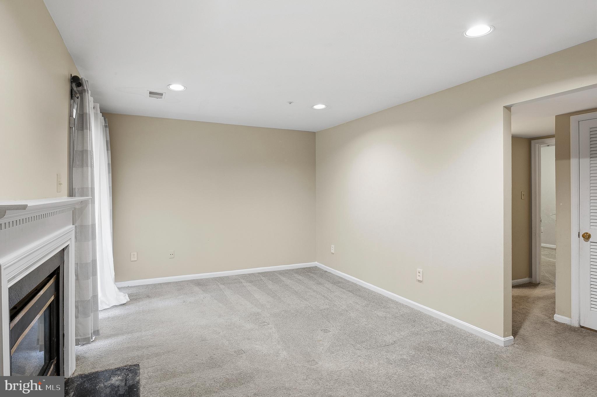 SOUTHLAKE PLAT 2 - Residential