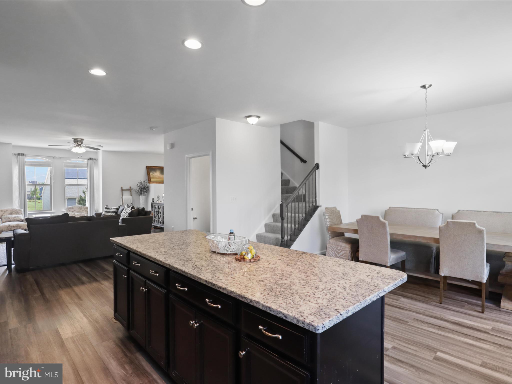 EMBREY MILL - Residential Lease