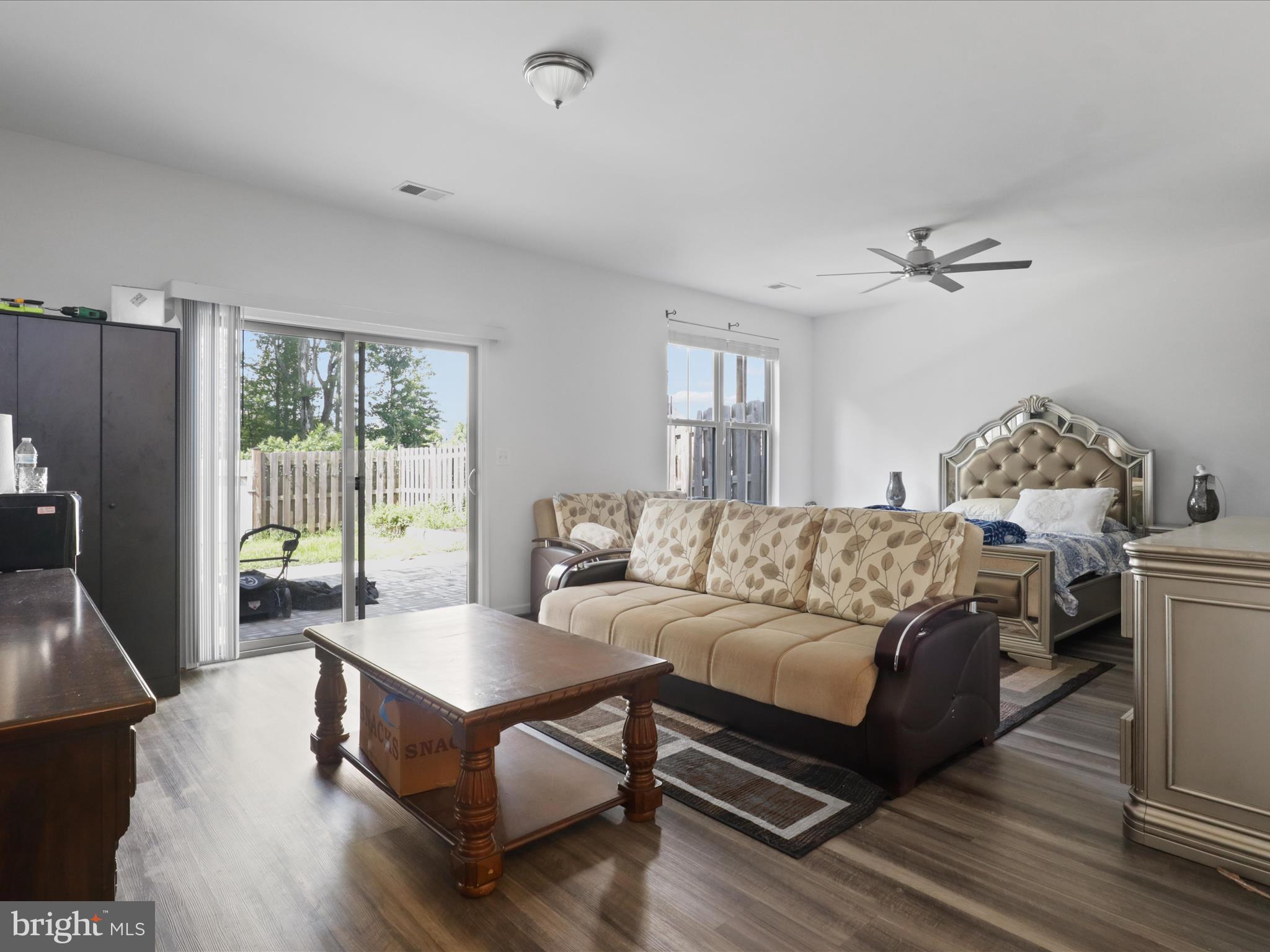 EMBREY MILL - Residential Lease