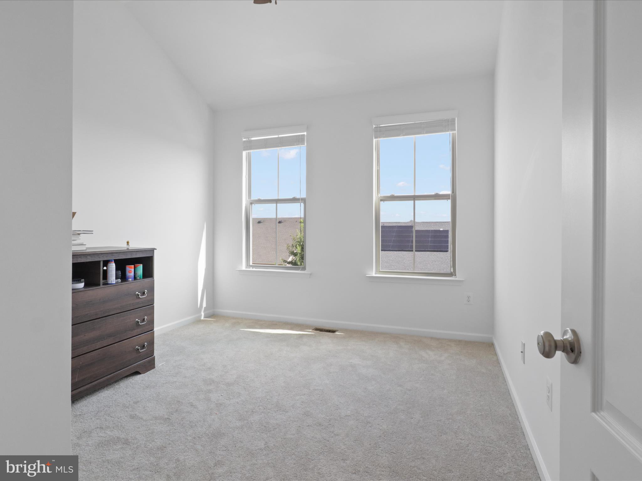 EMBREY MILL - Residential Lease