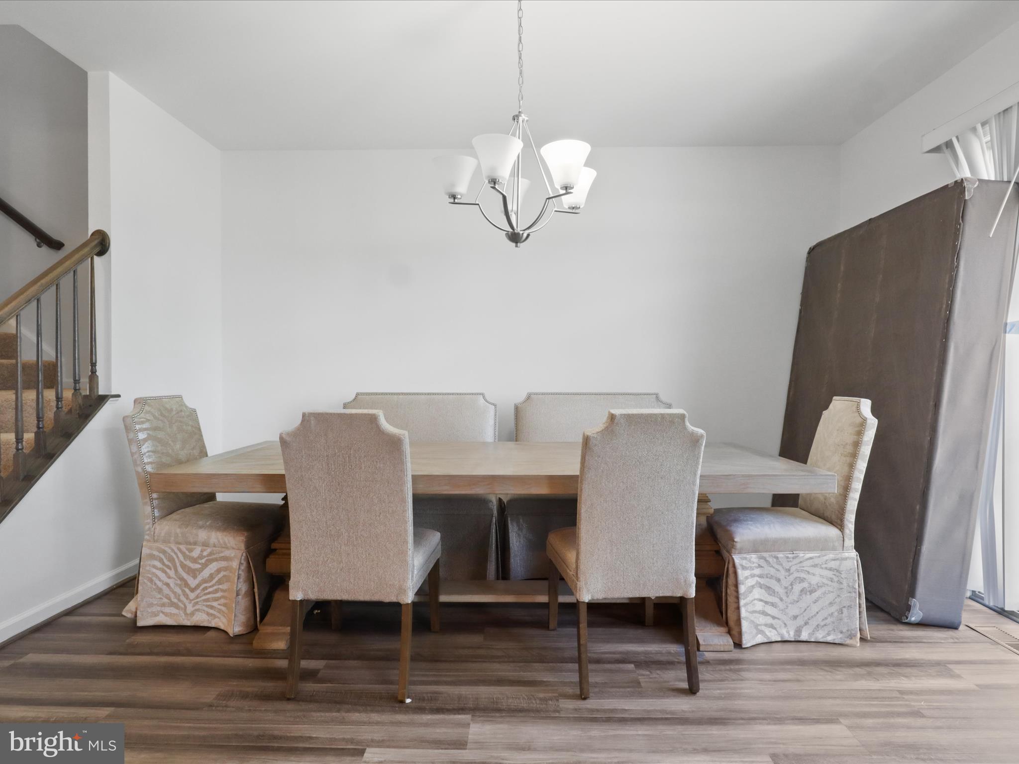 EMBREY MILL - Residential Lease