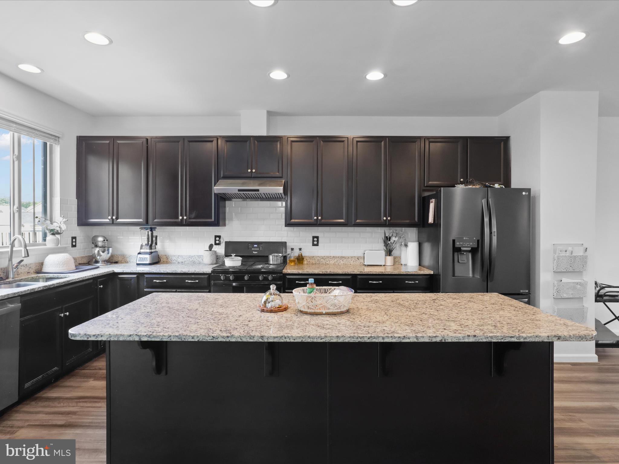 EMBREY MILL - Residential Lease