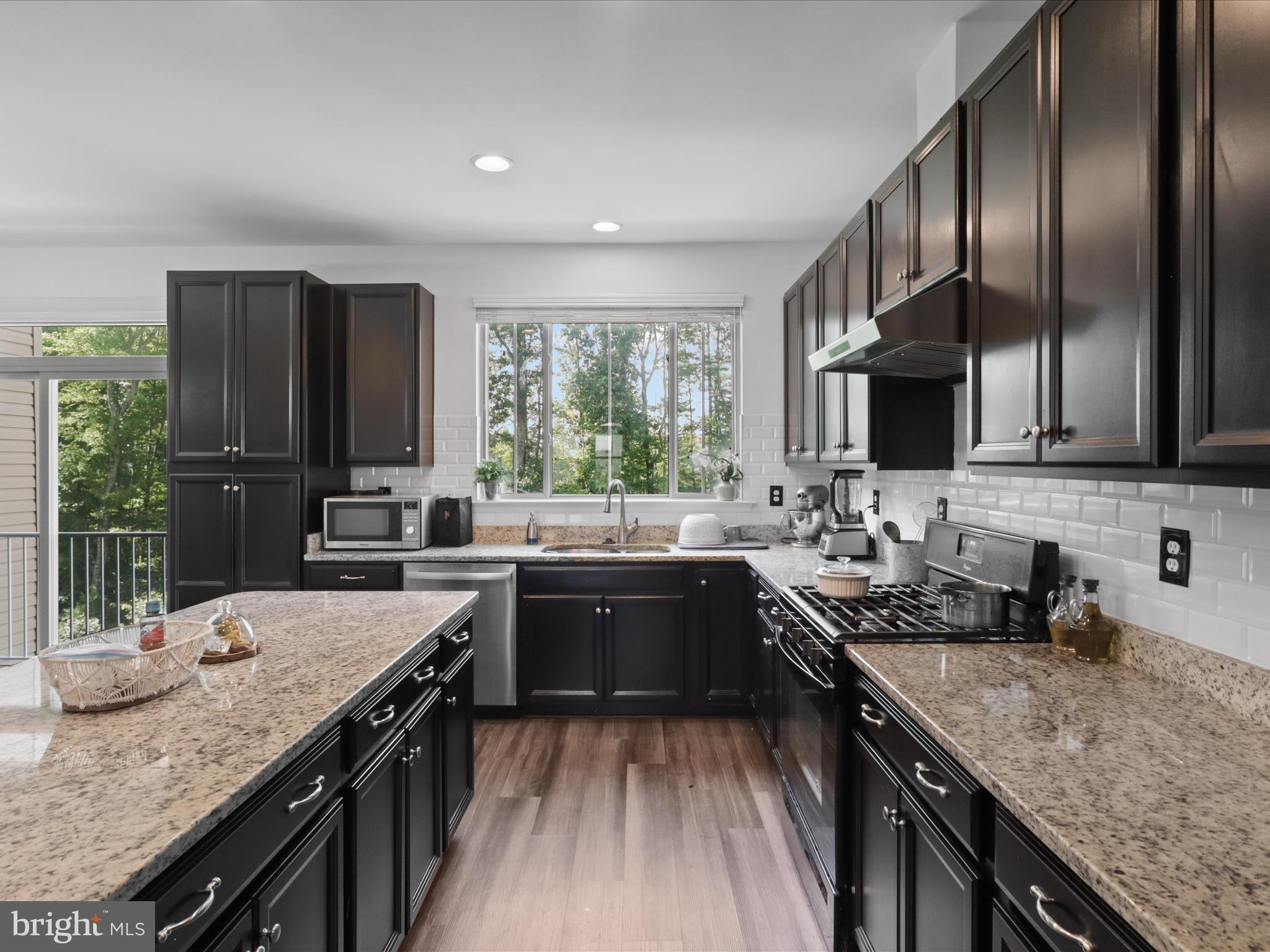 EMBREY MILL - Residential Lease