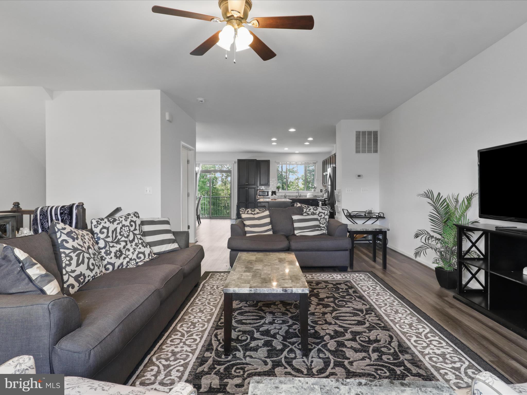 EMBREY MILL - Residential Lease