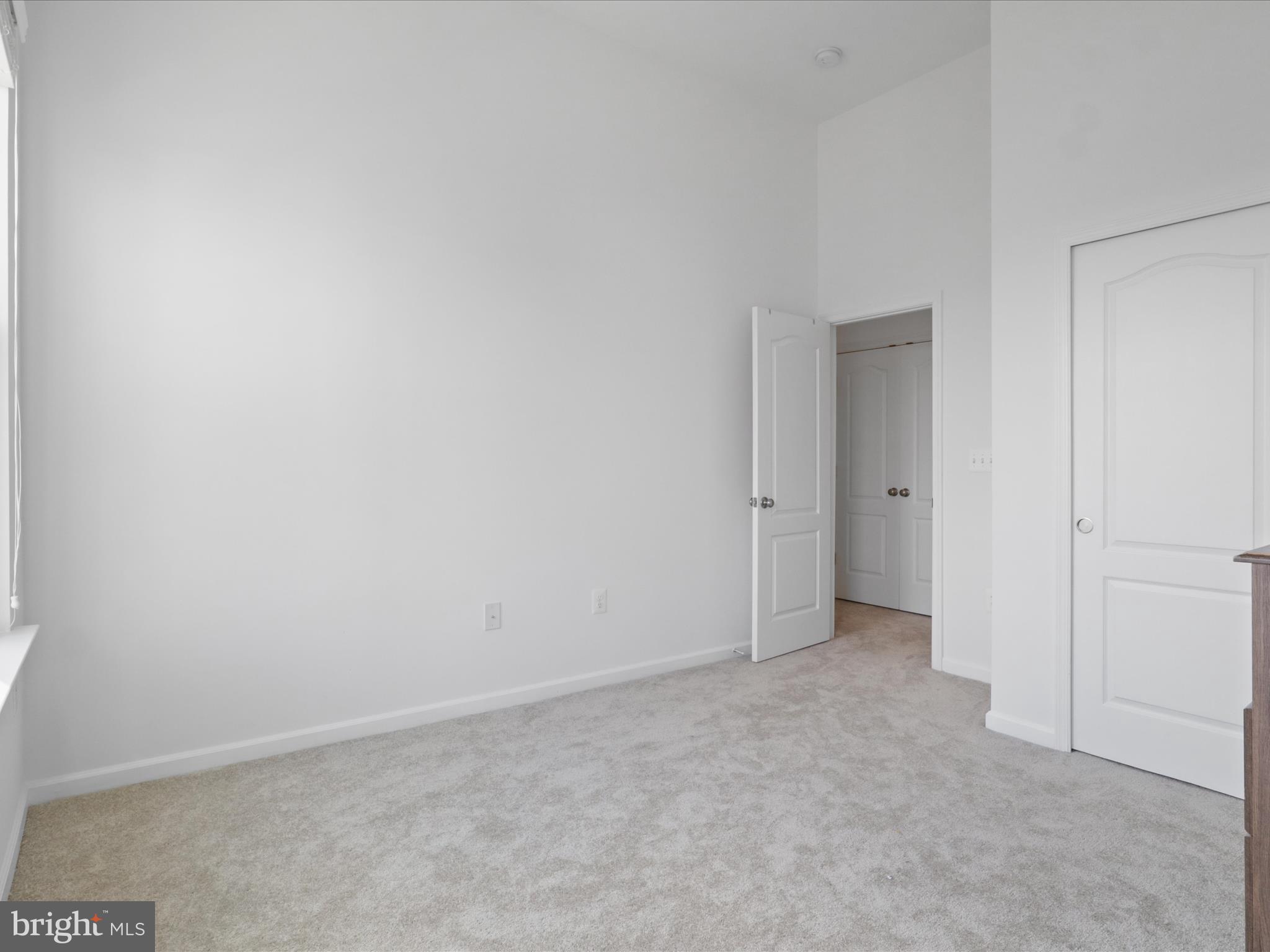 EMBREY MILL - Residential Lease