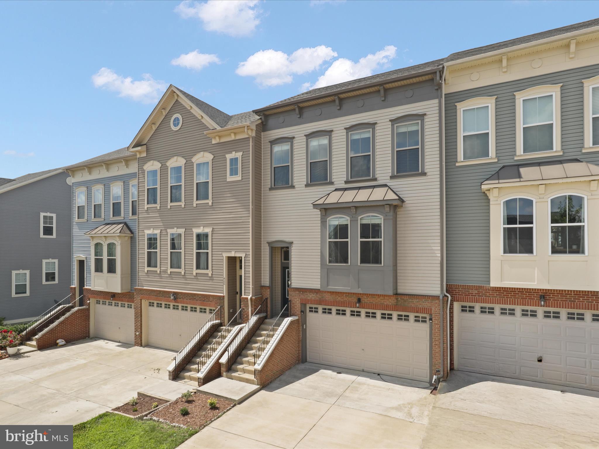 EMBREY MILL - Residential Lease