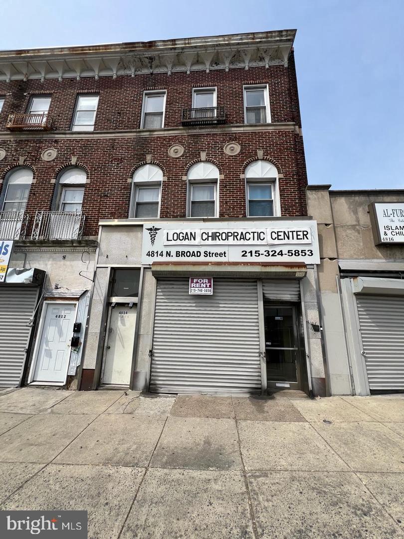Look at this fantastic investment opportunity! This is quadraplex with commercial space. Right now only 2 units occupied. and bringing $1800 a month. But it will bring $4100 for 4 units plus for commercial $2000, totaling $6100 a month. Close to LaSalle University, Einstein Hospital, parks, shopping, and transport. With steady, long-term tenants, this is a no-brainer investment. Don't snooze on this one- schedule a visit now and see the easy-living potential of this income-booster!