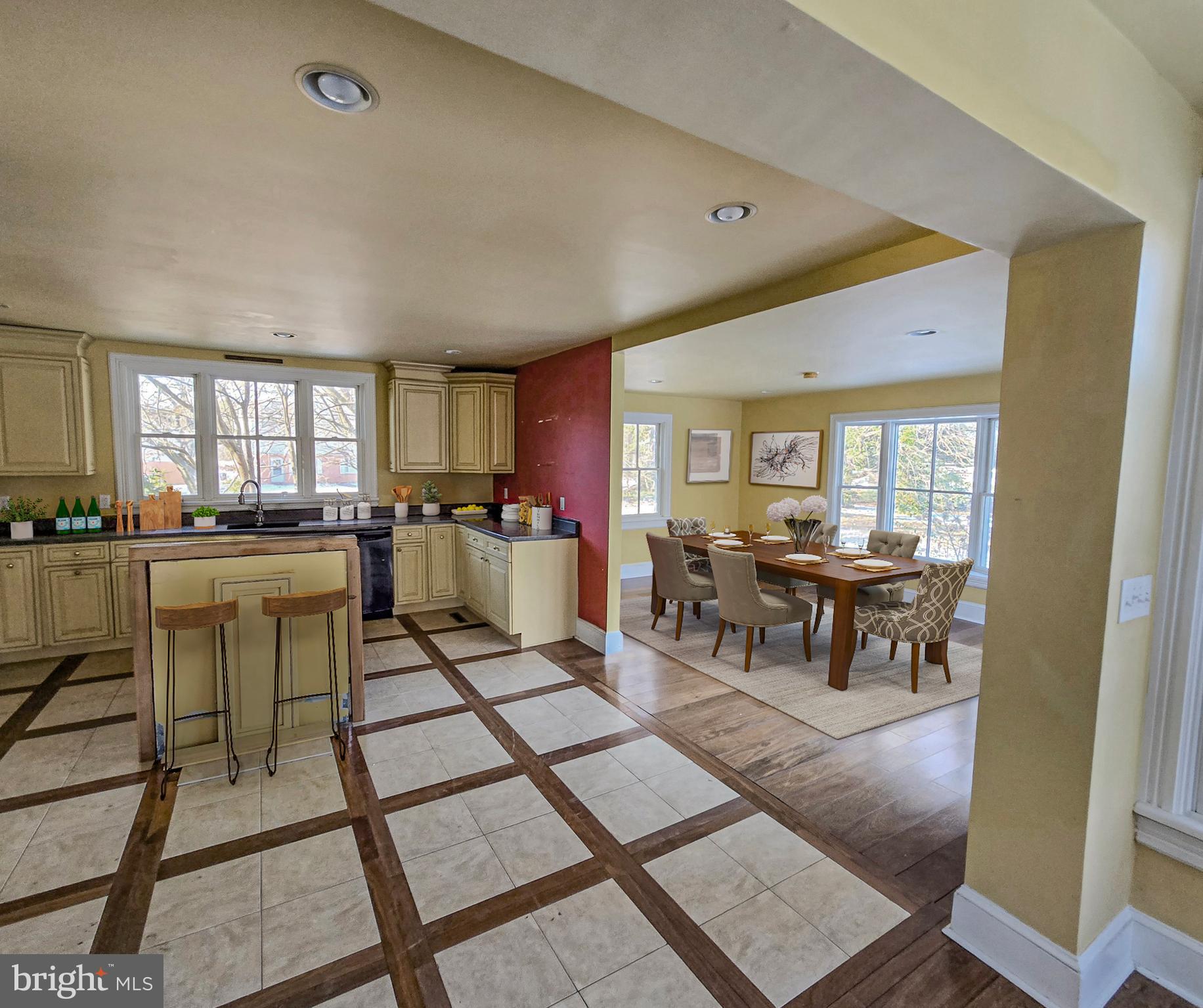 EASTON - Residential