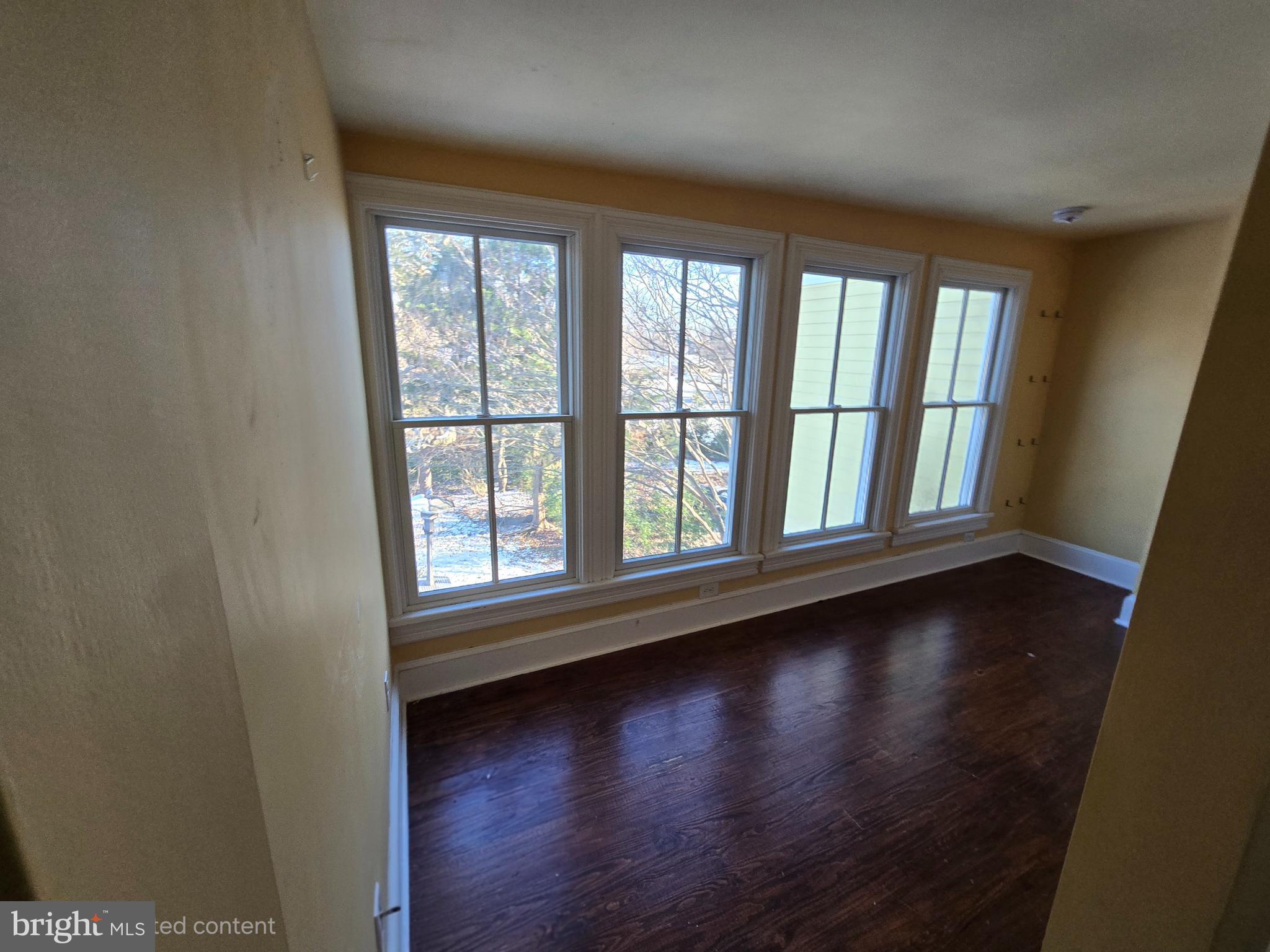 EASTON - Residential