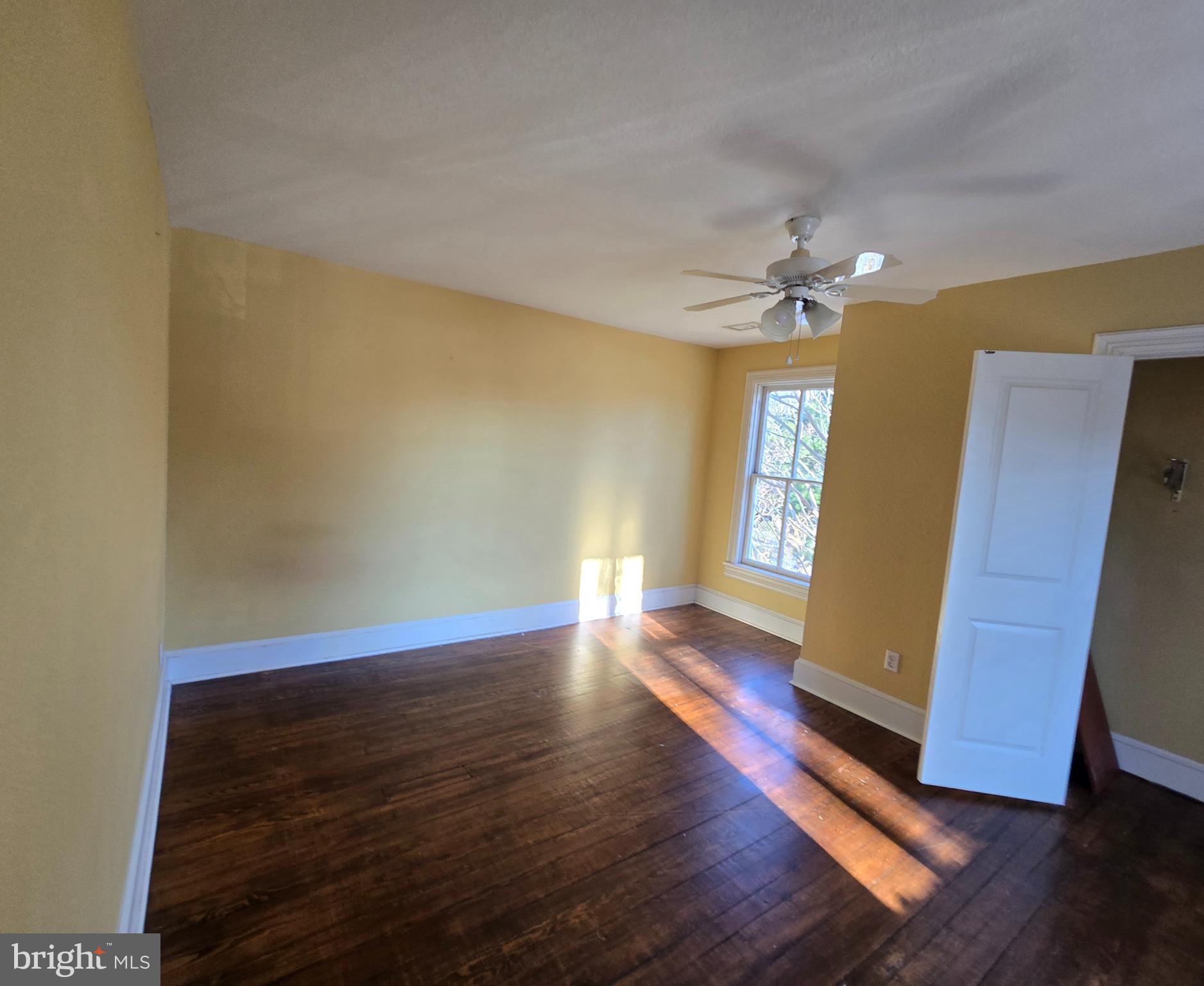 EASTON - Residential