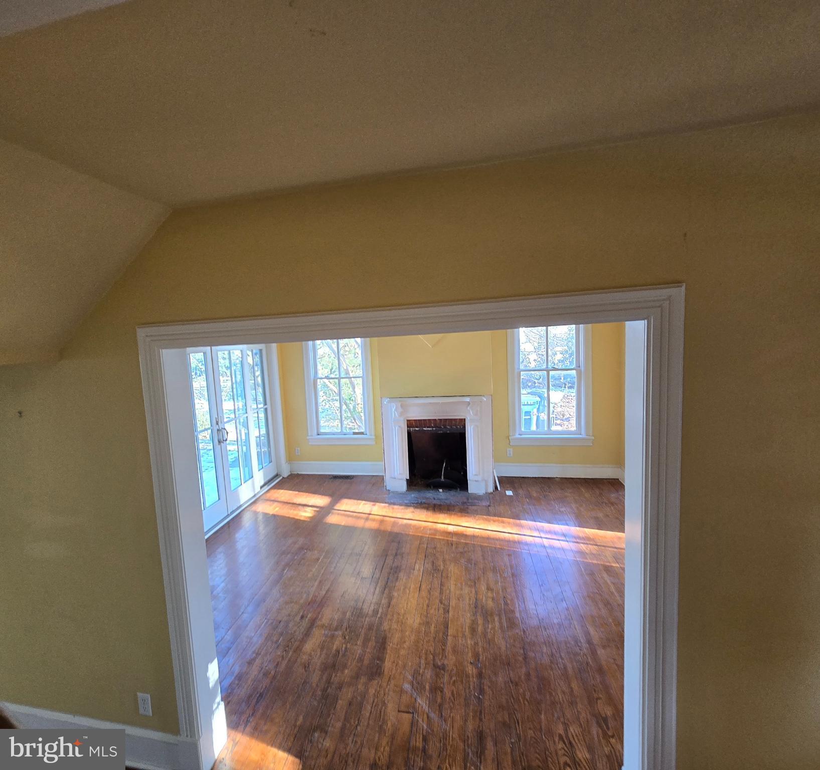 EASTON - Residential