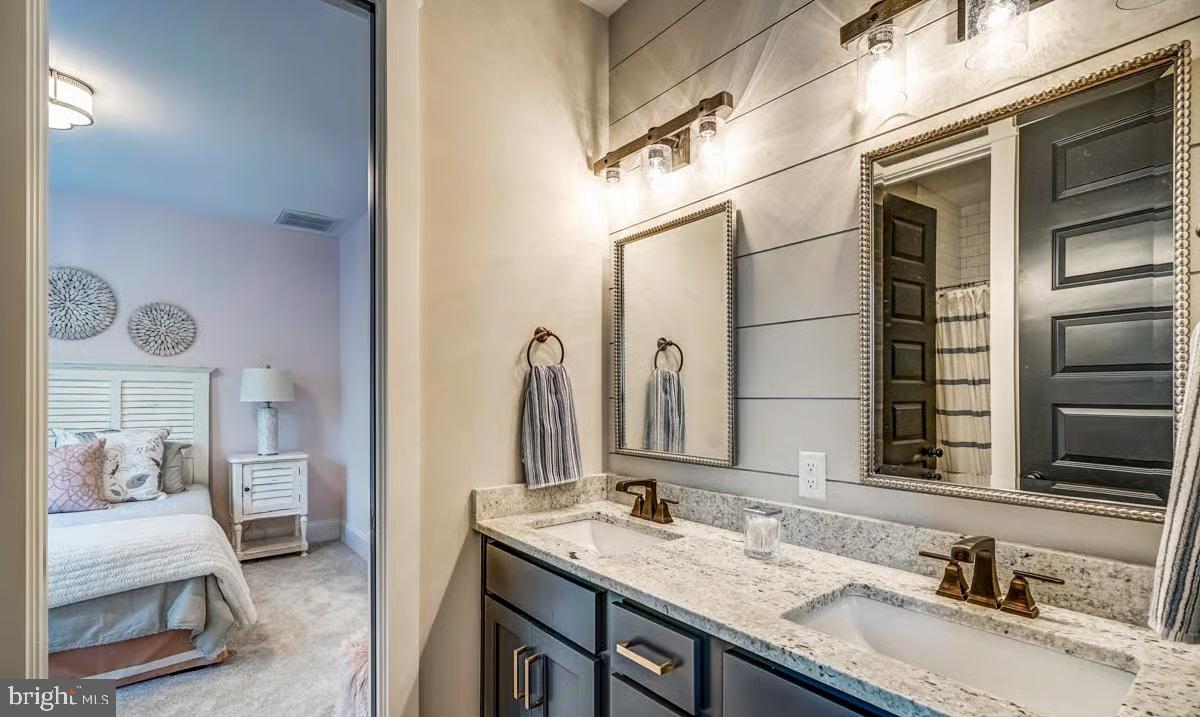 FREELAND - Residential