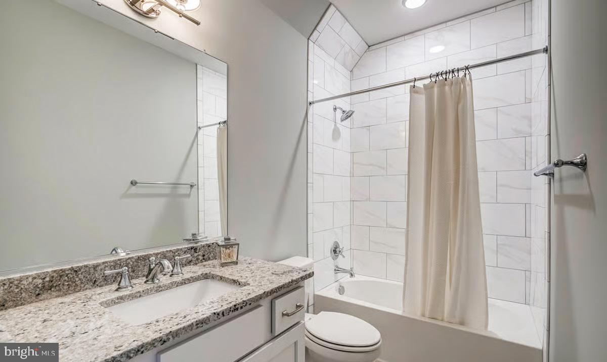 FREELAND - Residential